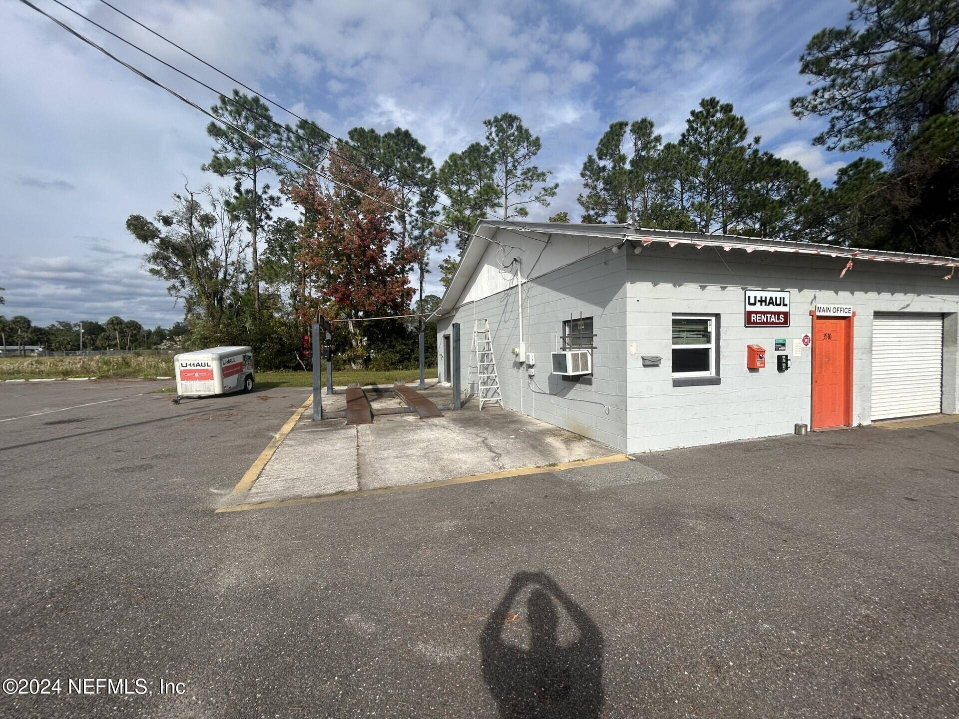 Palatka, FL 32177,3510 REID ST