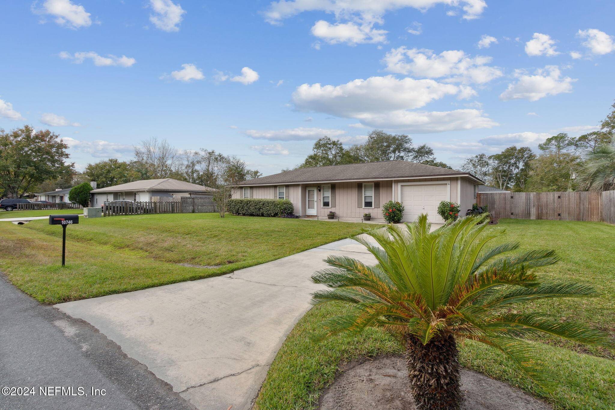 Jacksonville, FL 32257,10746 GELDING DR