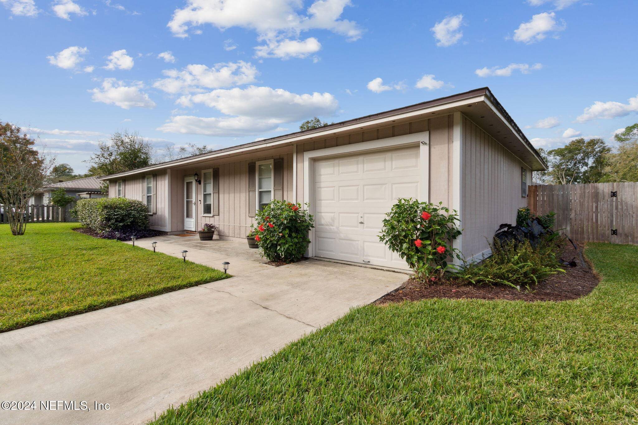 Jacksonville, FL 32257,10746 GELDING DR