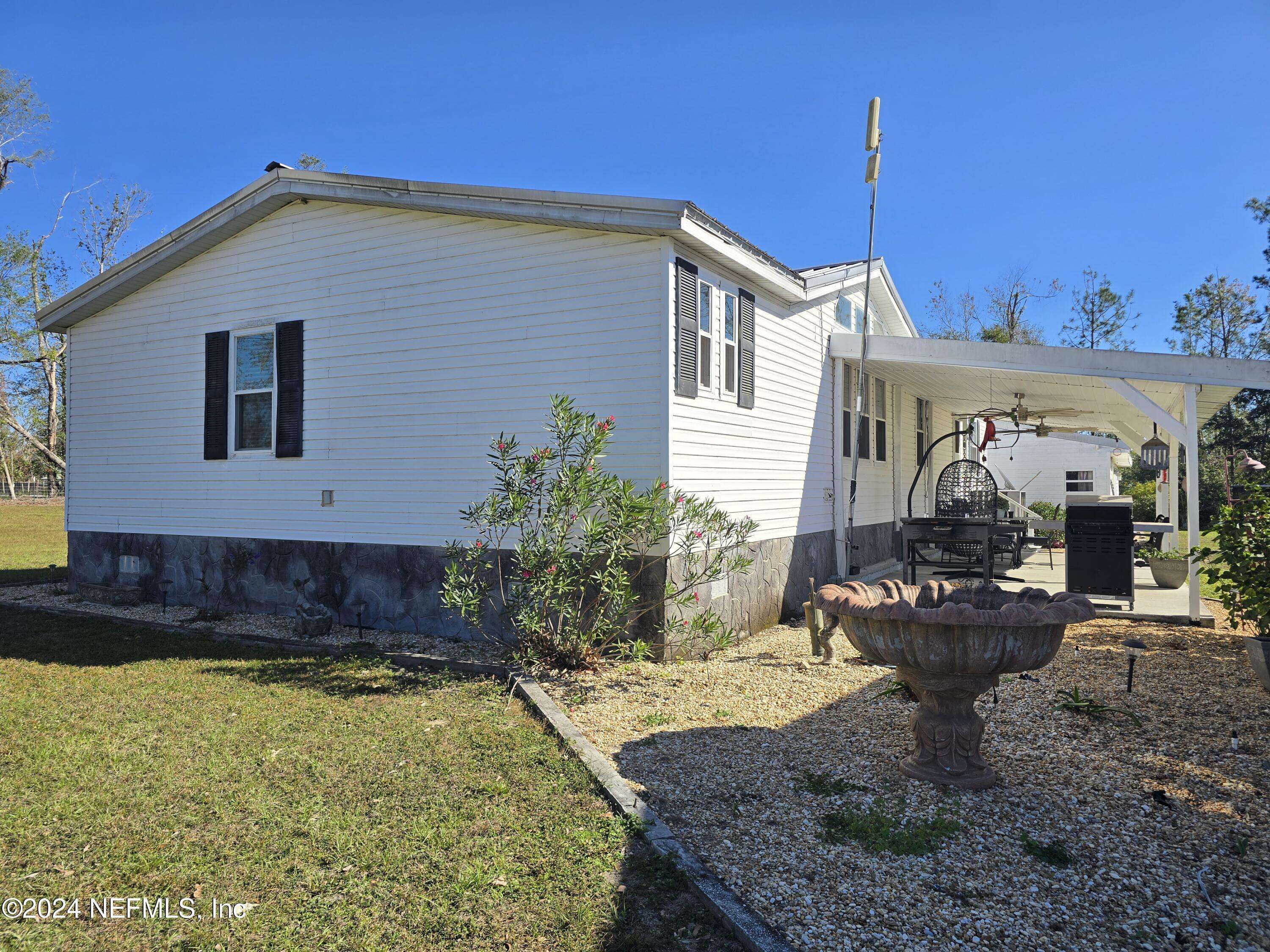 Lee, FL 32059,6008 US 90