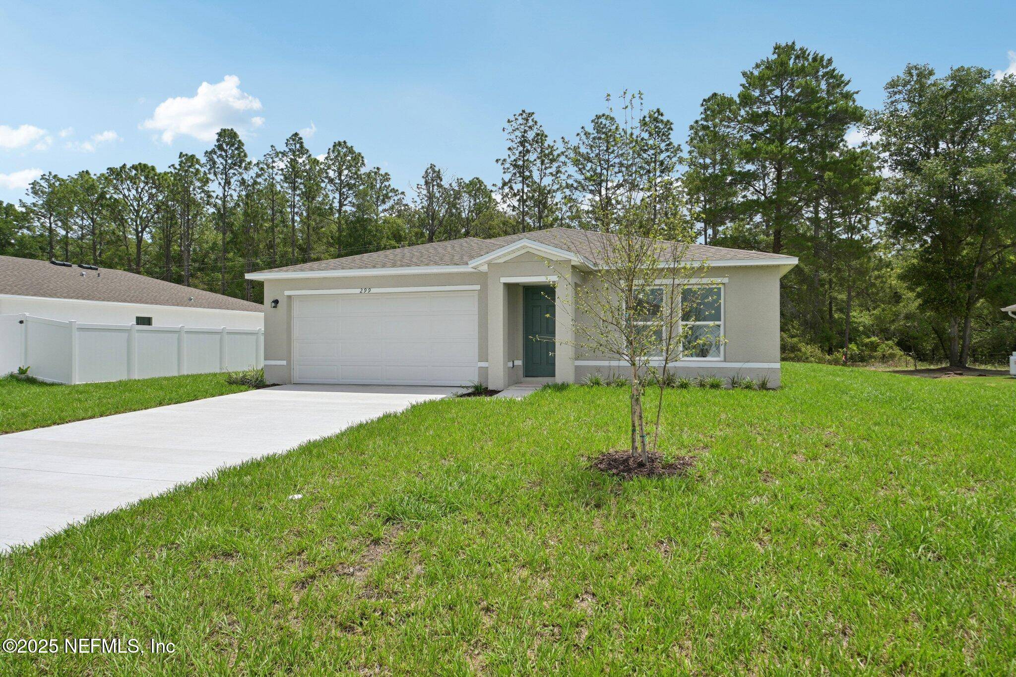 Welaka, FL 32193,299 RIVER HILL DR