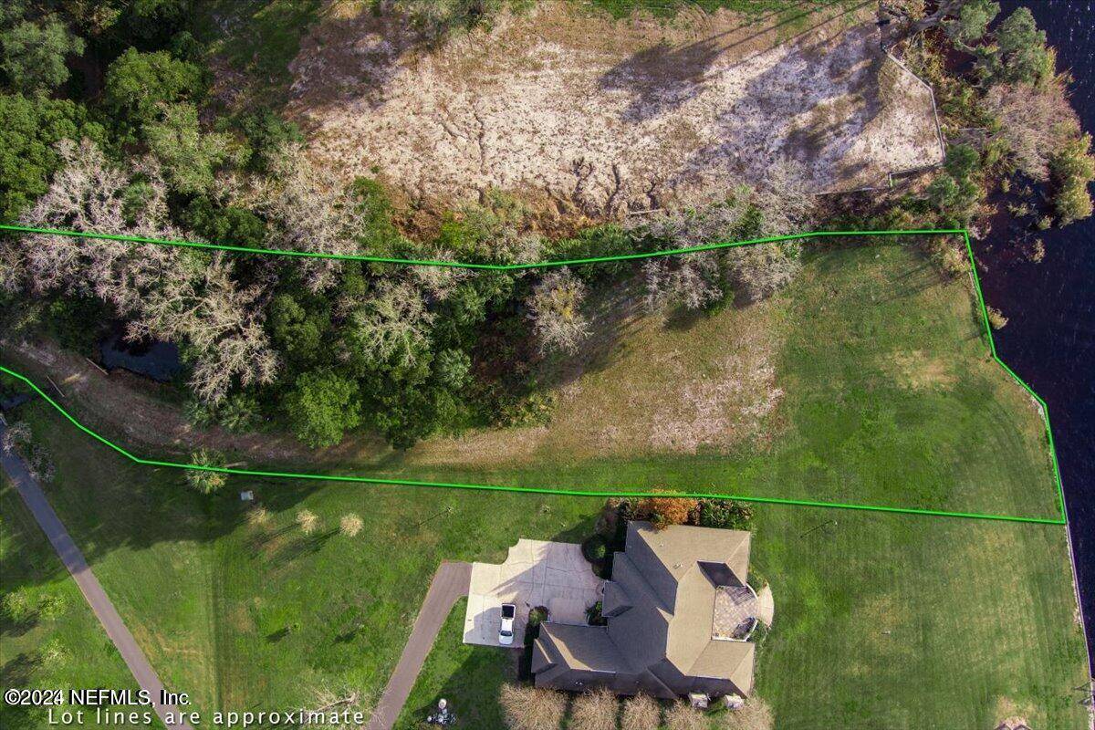 East Palatka, FL 32131,121 PEARCE LN