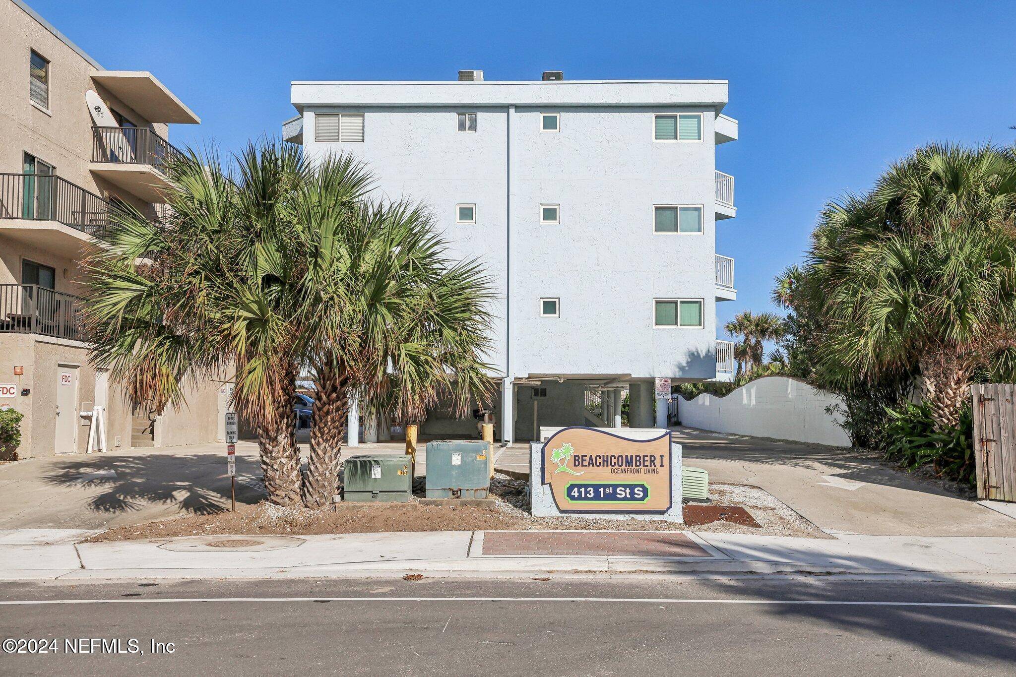 Jacksonville Beach, FL 32250,413 1ST ST S #201