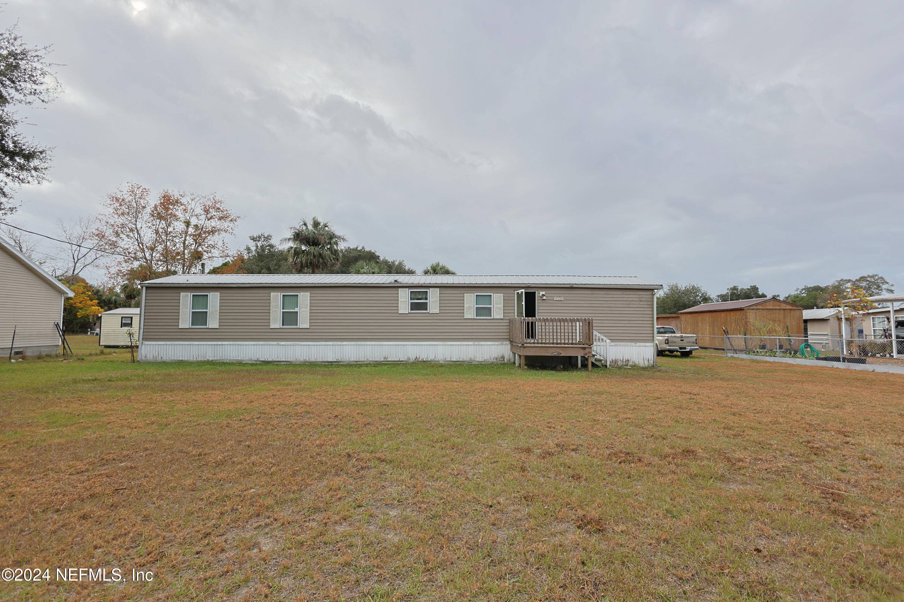 Satsuma, FL 32189,115 MUSKET DR