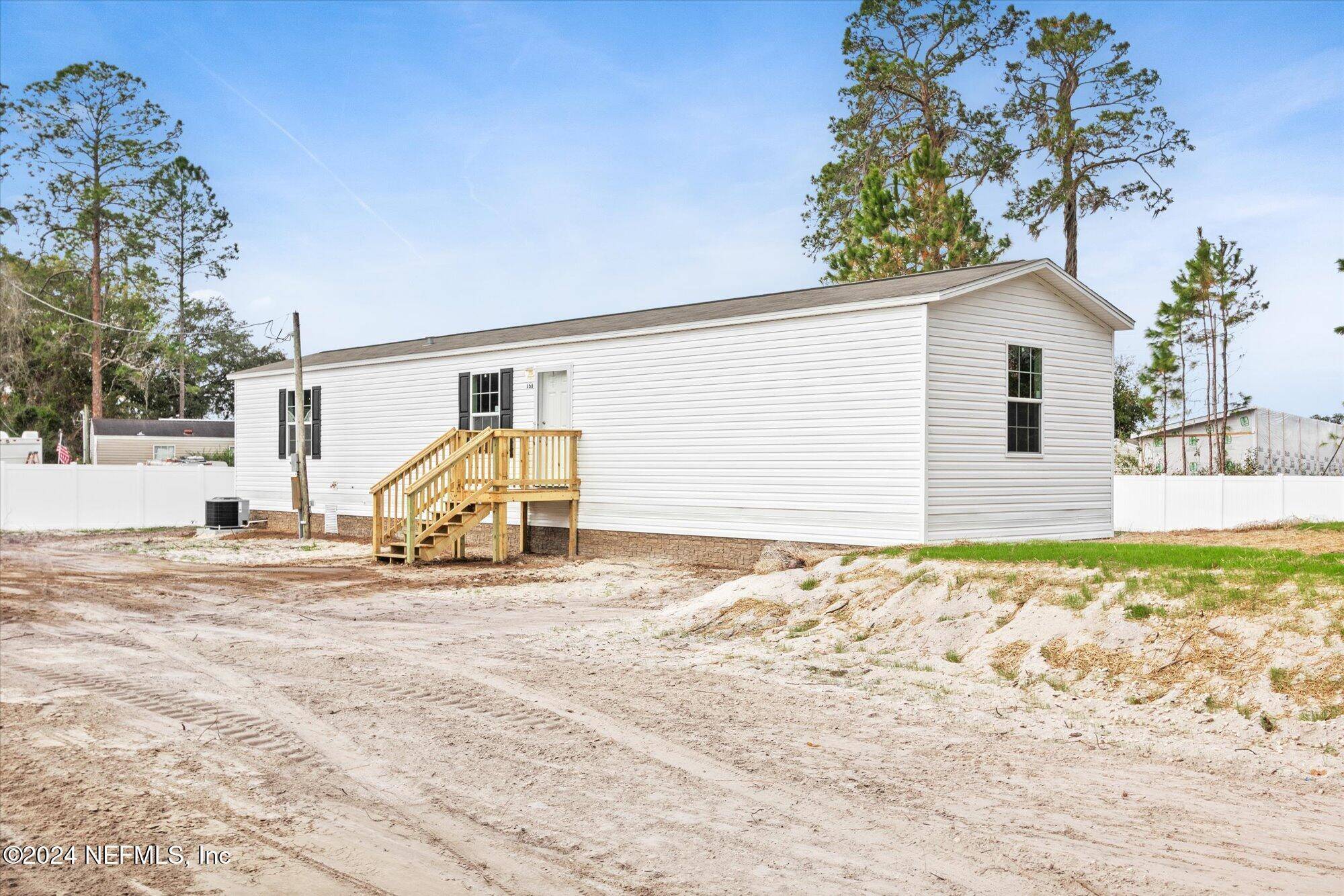 East Palatka, FL 32131,153 SAN JUAN AVE