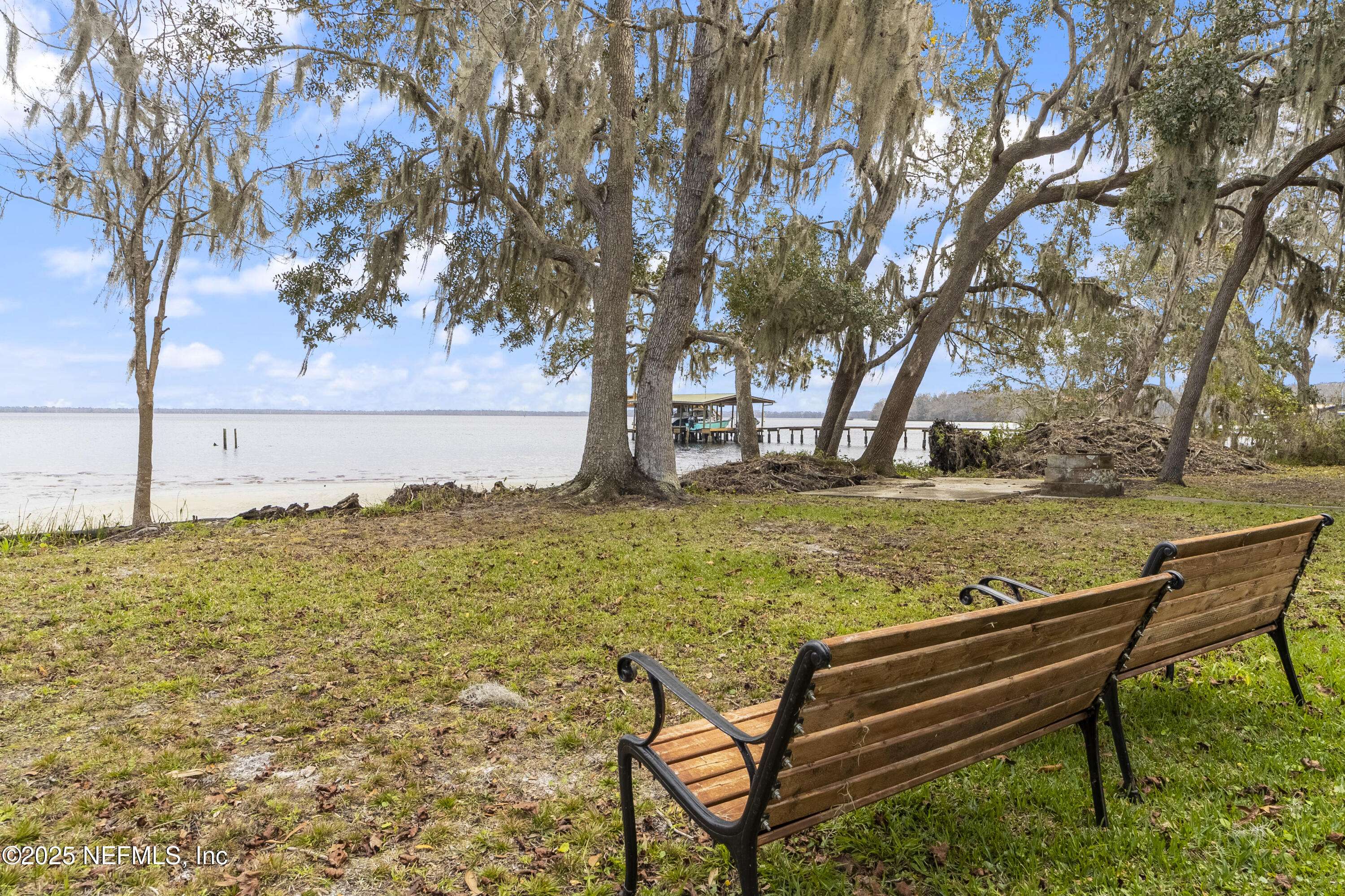 Palatka, FL 32177,380 CEDAR CREEK RD