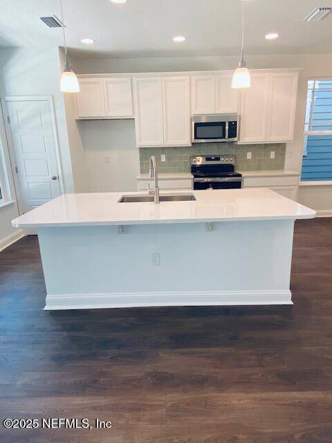 Jacksonville, FL 32205,2945 FLEUR LN