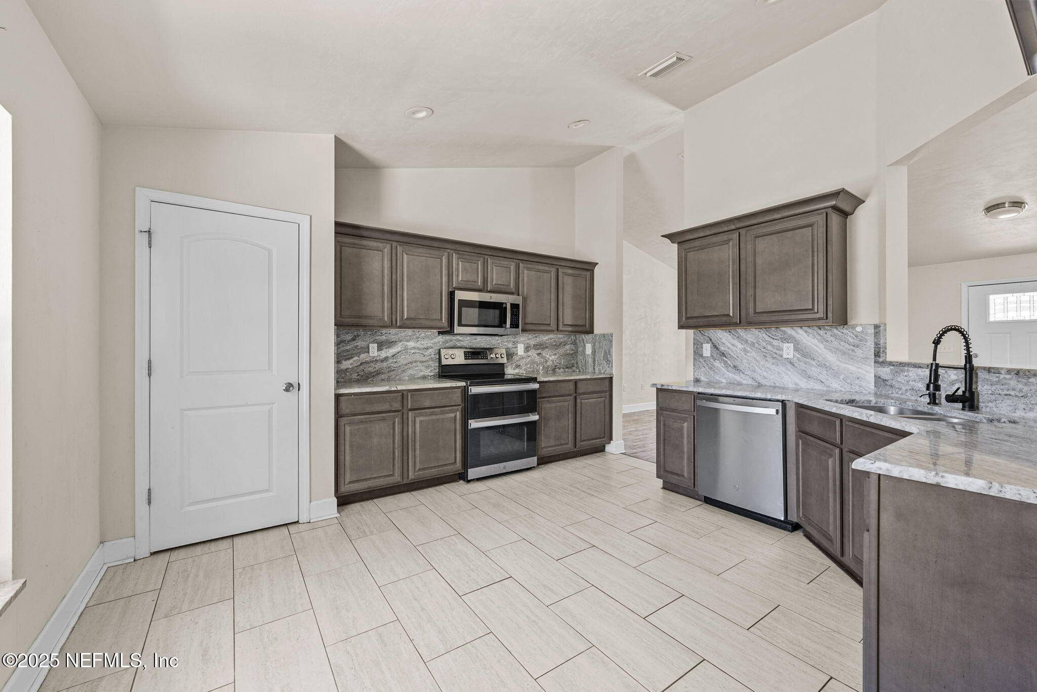 Keystone Heights, FL 32656,7681 WHITE SANDS AVE