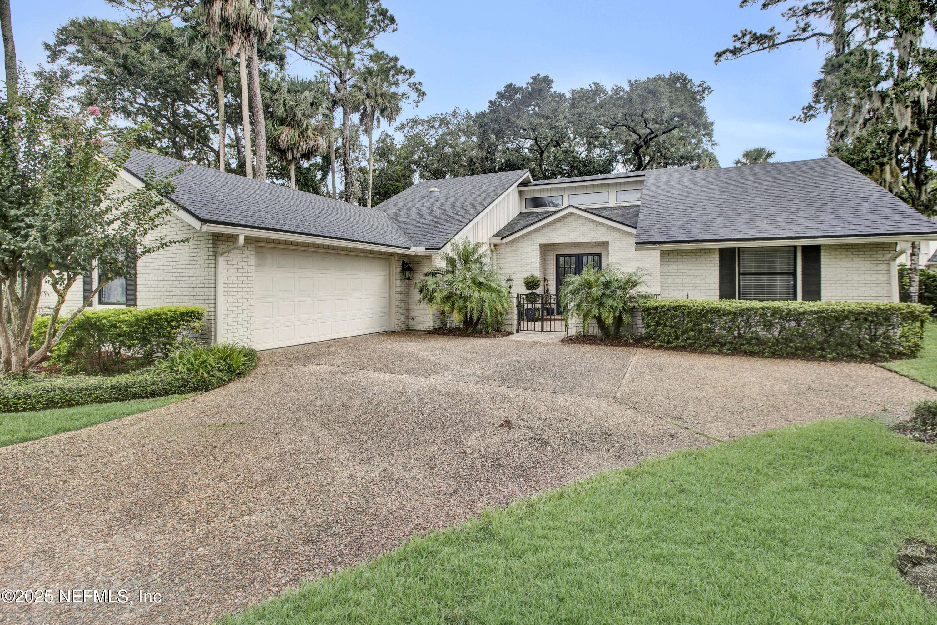 Ponte Vedra Beach, FL 32082,5010 BUTTONWOOD DR