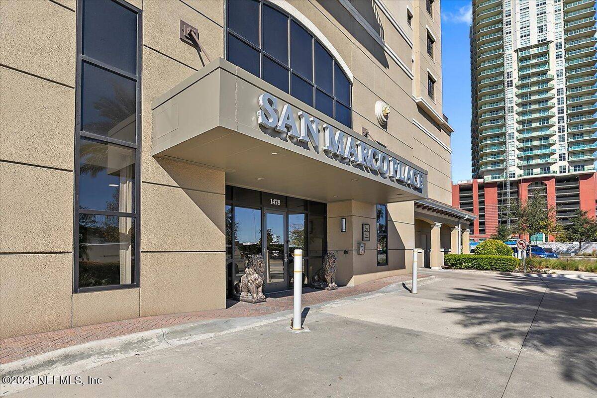 Jacksonville, FL 32207,1478 RIVERPLACE BLVD #1905