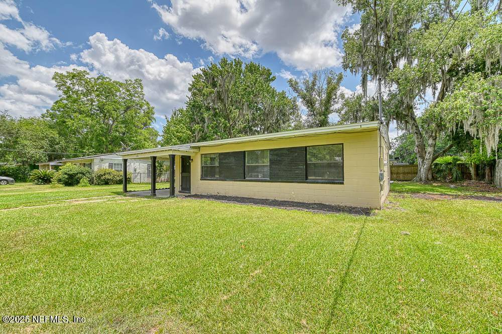 Jacksonville, FL 32244,5176 110TH ST