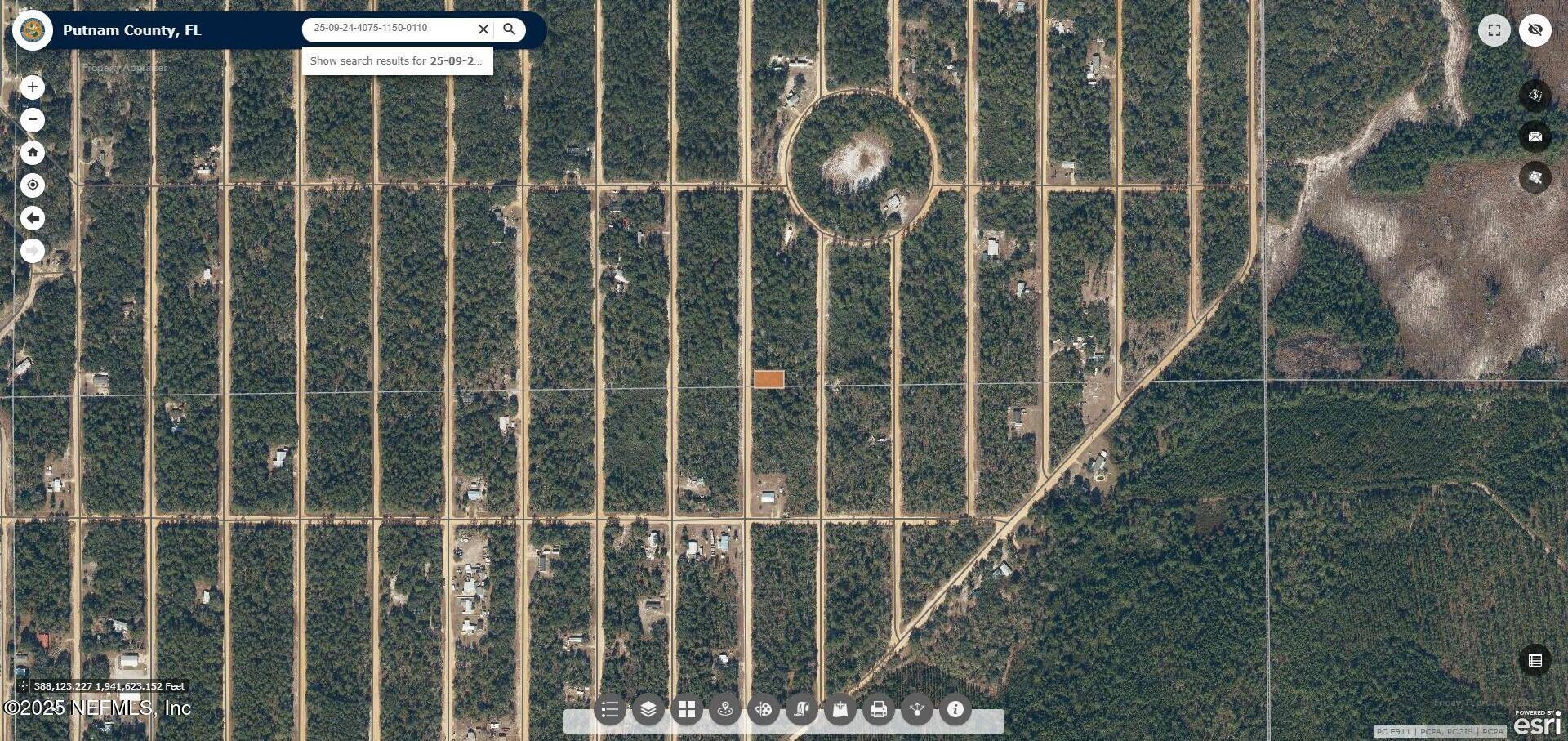 Interlachen, FL 32148,214 USINA AVE