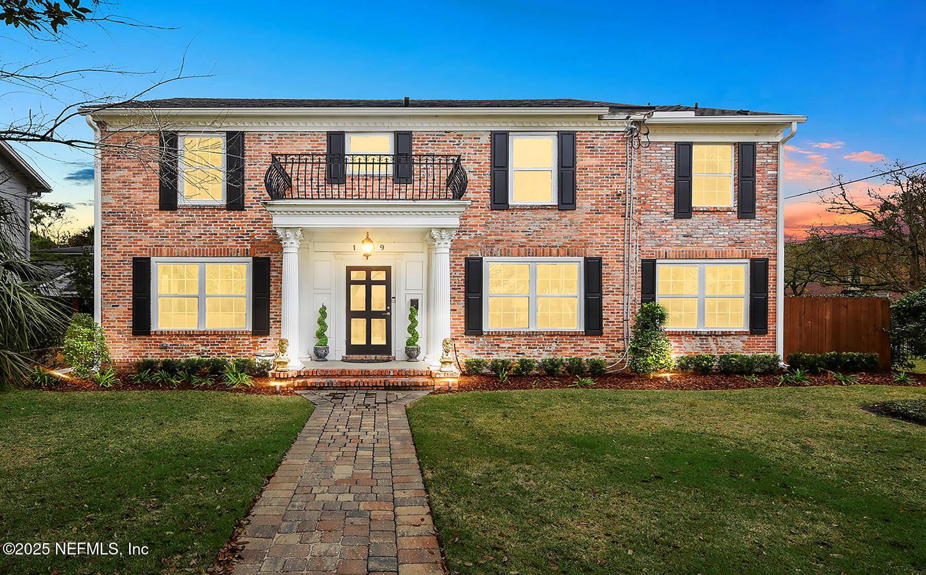 Jacksonville, FL 32207,1469 LE BARON AVE