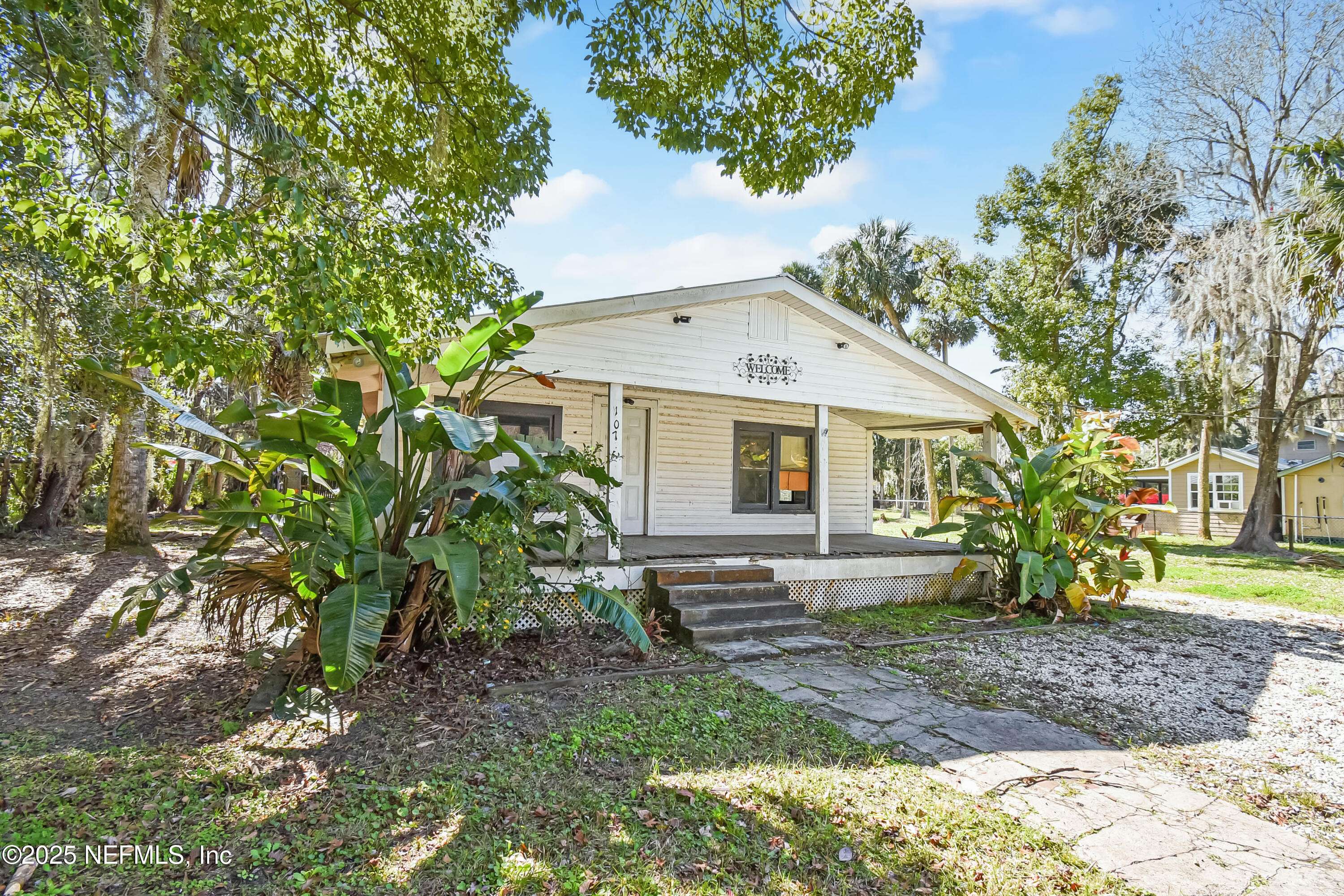 East Palatka, FL 32131,107 BEECH ST