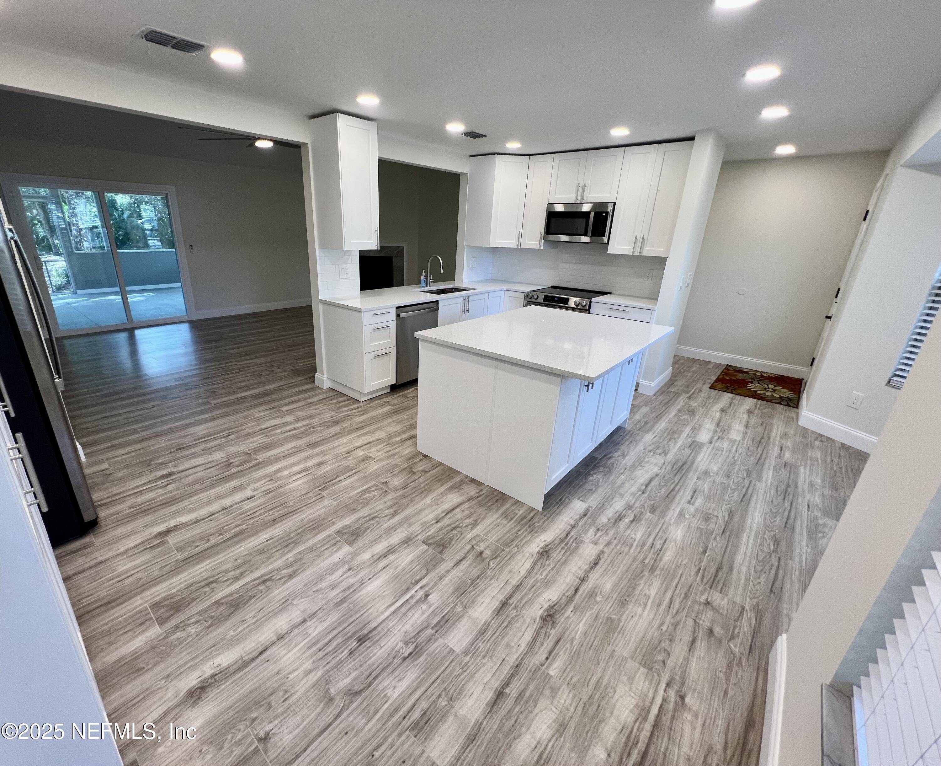 Jacksonville, FL 32225,13582 CARDONA DR