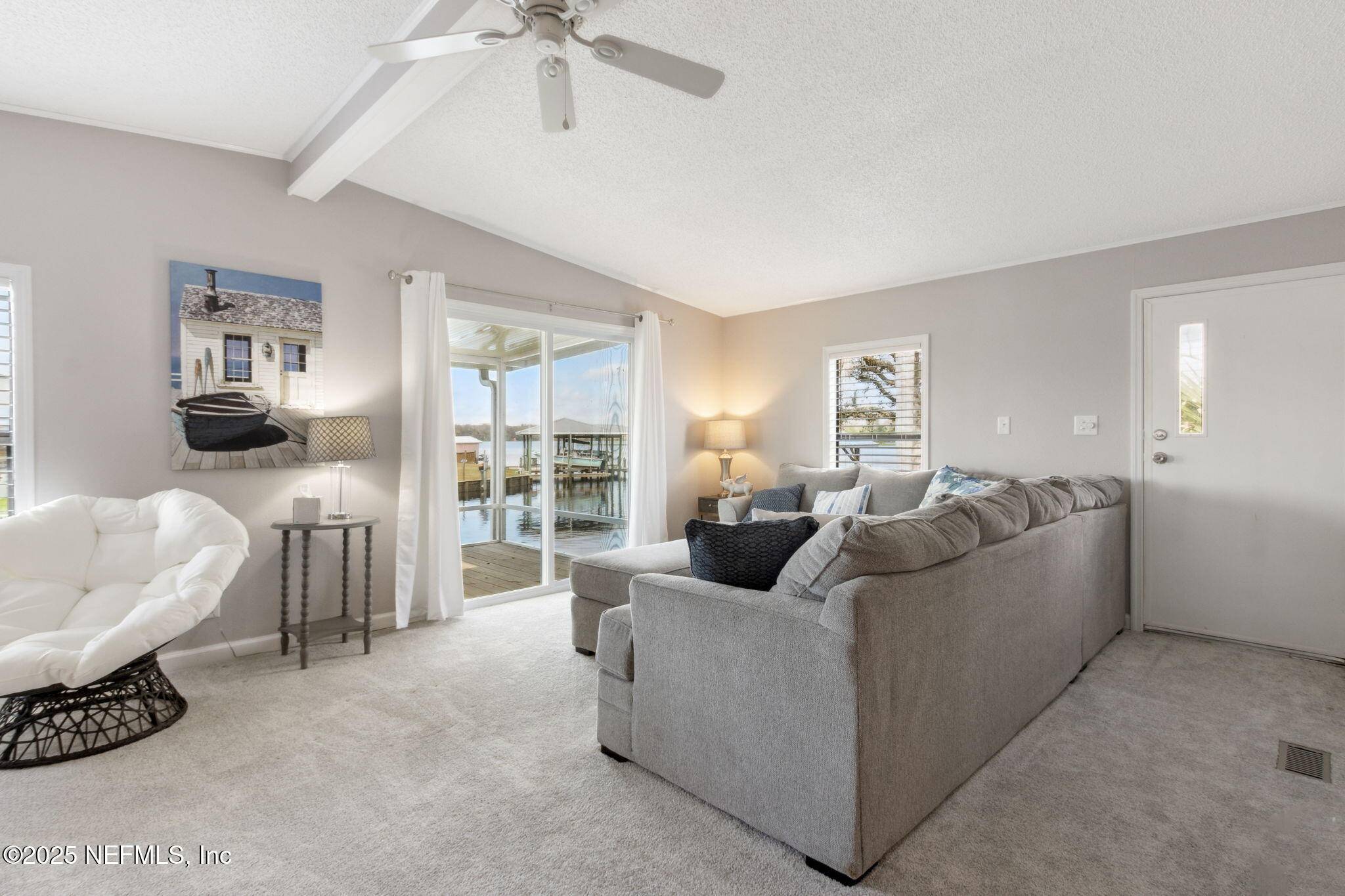 Welaka, FL 32193,170 MOONLITE DR