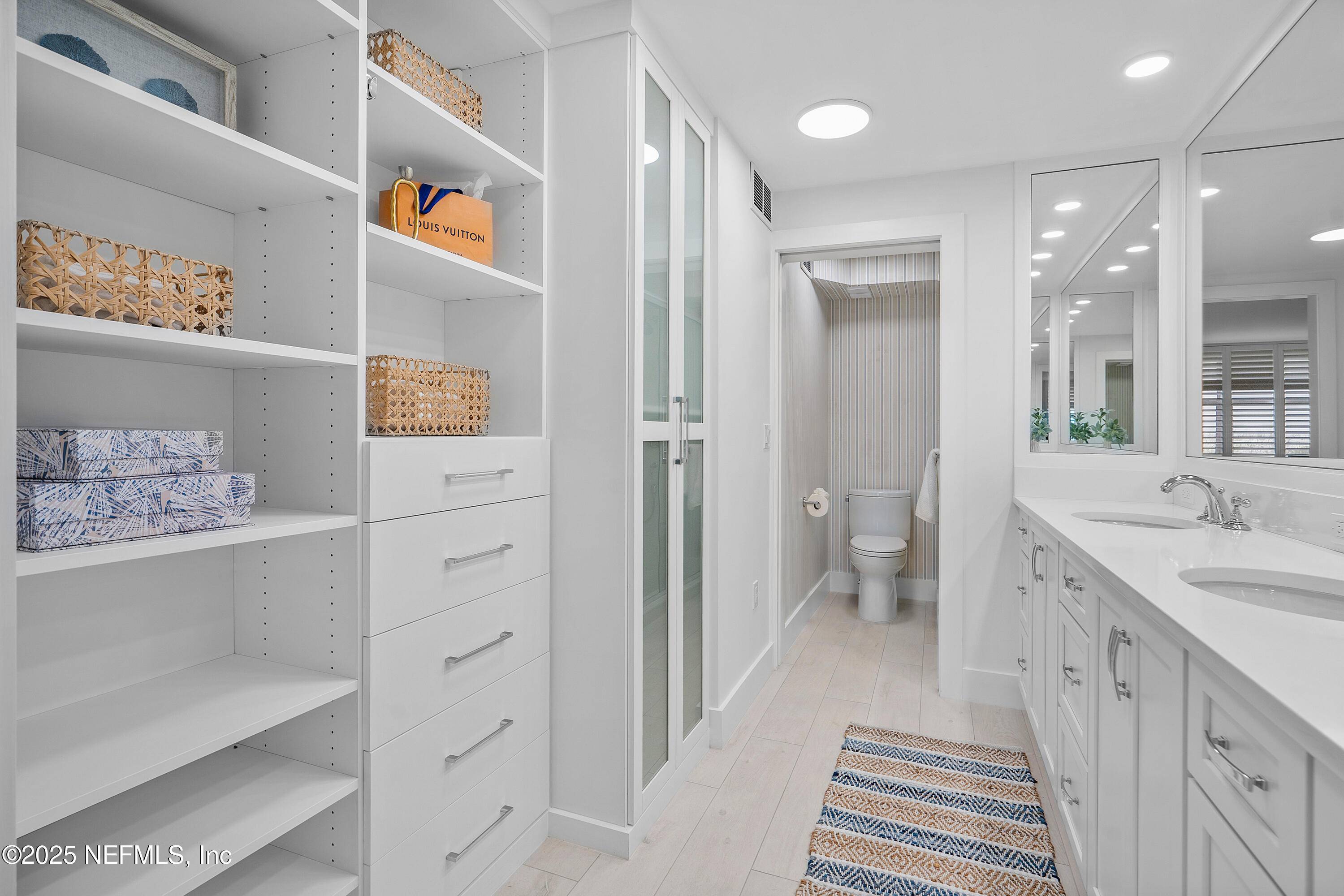 Jacksonville Beach, FL 32250,2200 OCEAN DR #1C