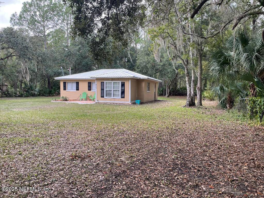 Welaka, FL 32193,611 9TH AVE