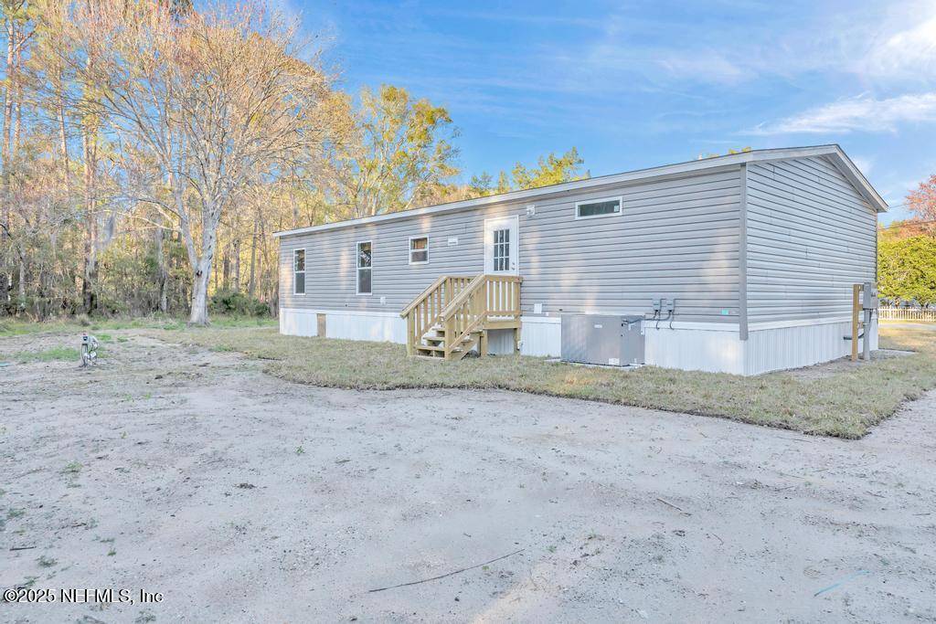Jacksonville, FL 32218,13876 FAIR PINE LN