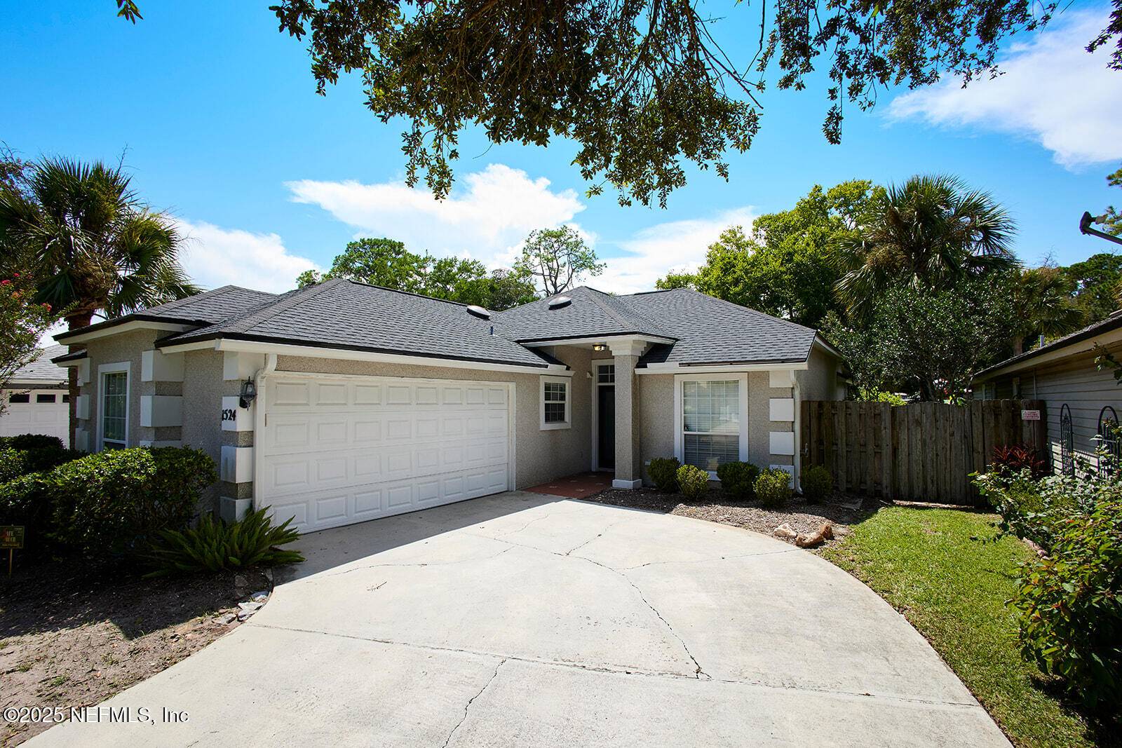 Atlantic Beach, FL 32233,1524 LINKSIDE DR