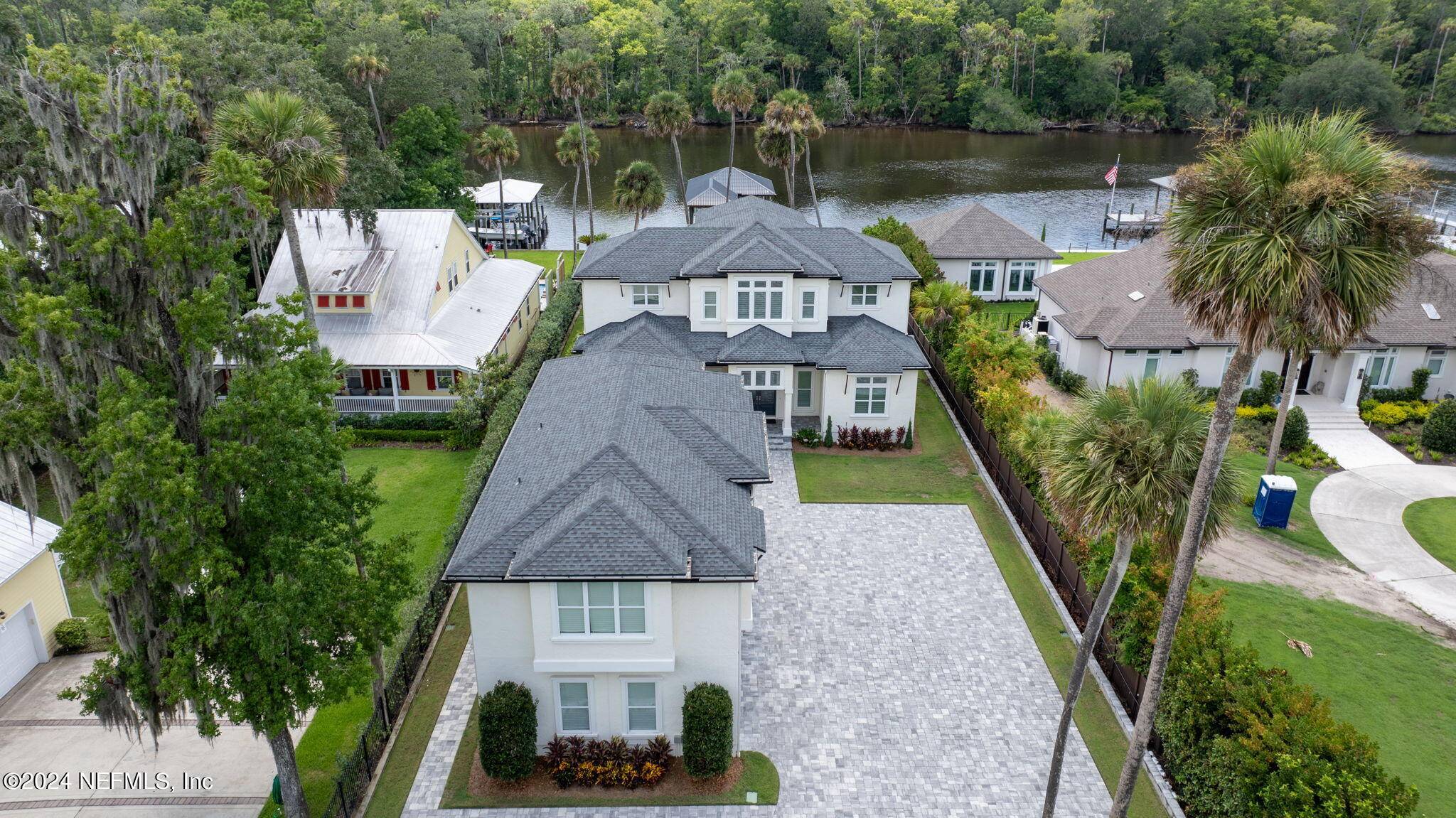 Ponte Vedra Beach, FL 32082,181 N ROSCOE BLVD