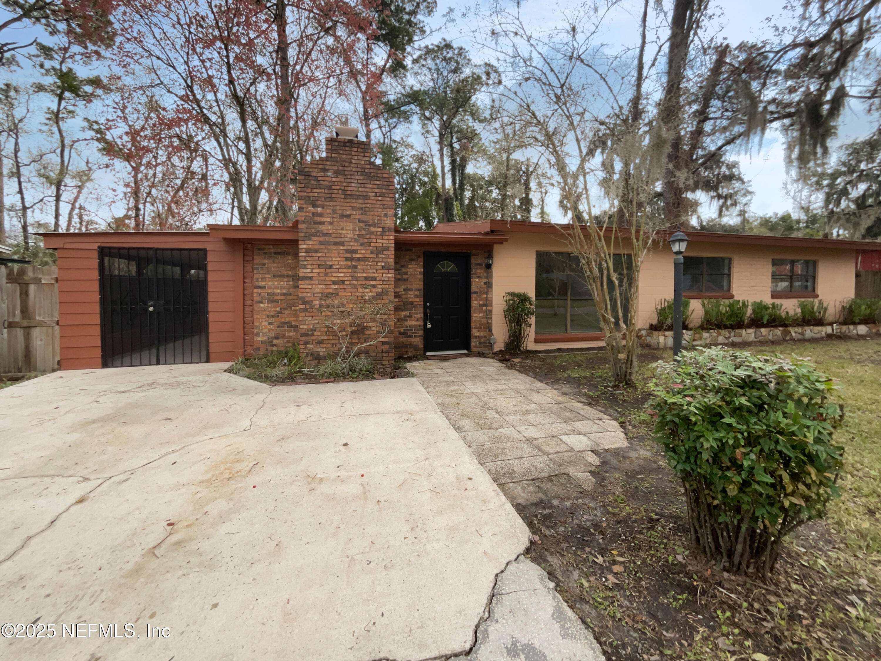Jacksonville, FL 32205,949 GRANVILLE RD