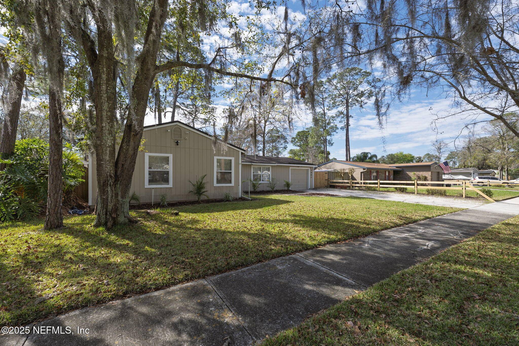 Jacksonville, FL 32223,3882 MANDARIN WOODS DR N