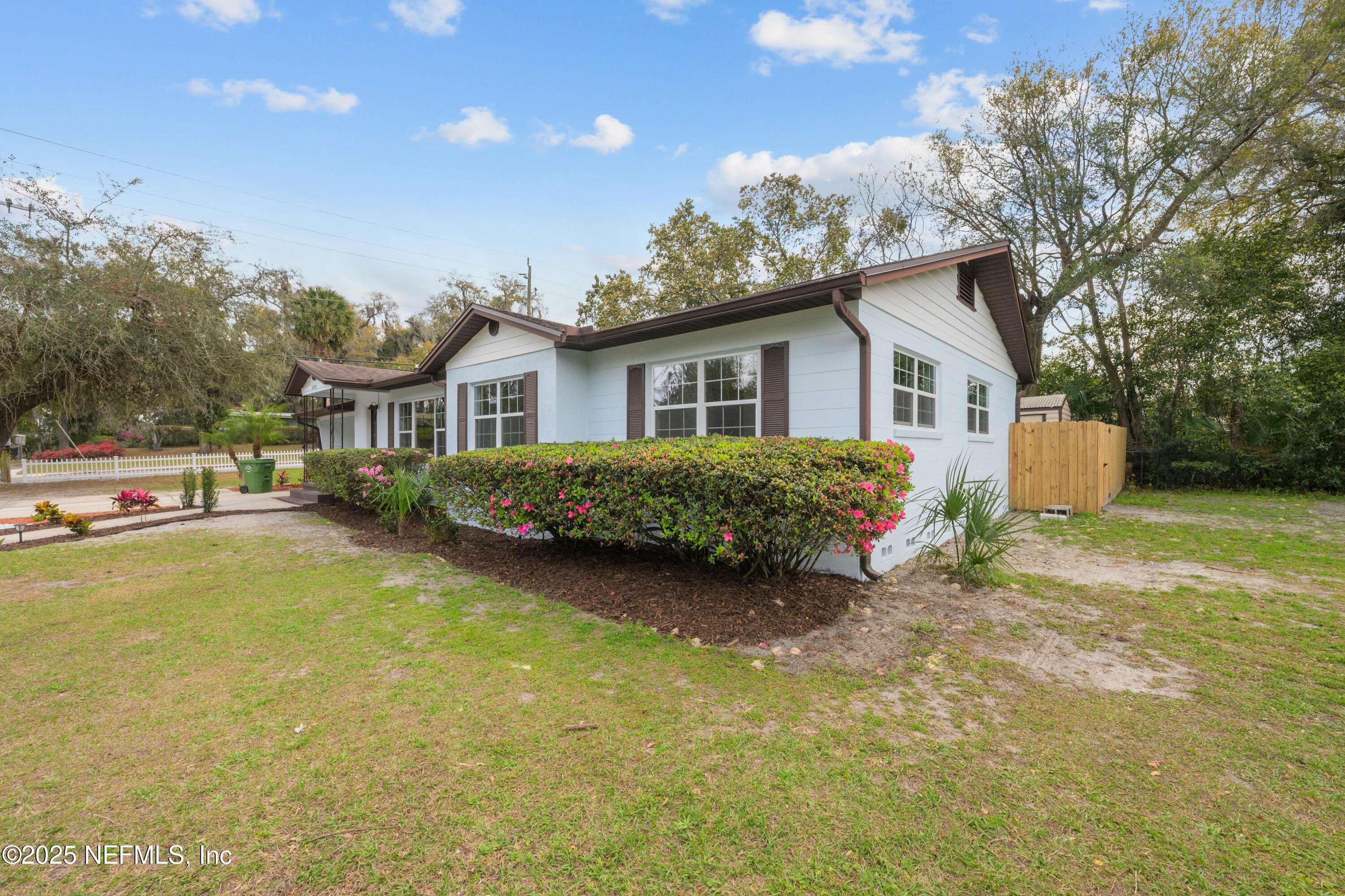 Palatka, FL 32177,2003 LAUREL ST