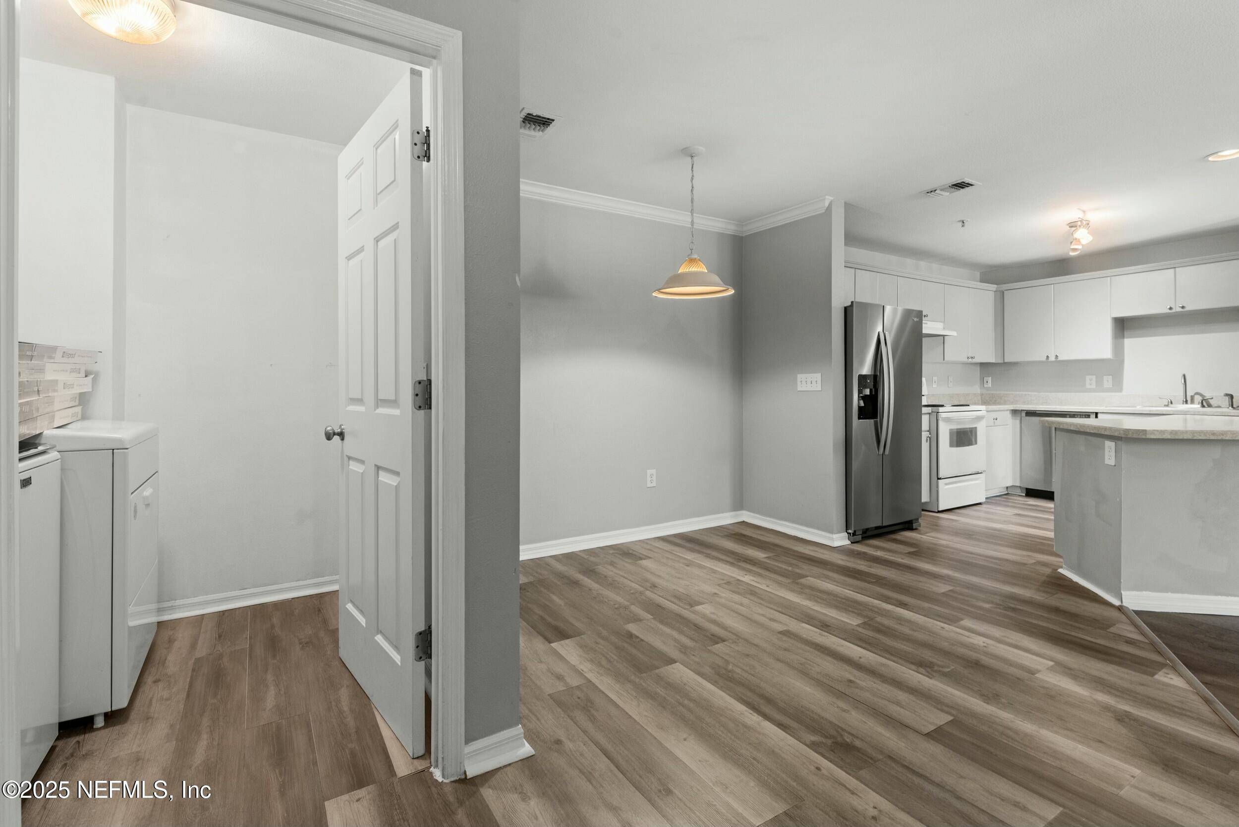 Jacksonville, FL 32224,3591 KERNAN BLVD S #410
