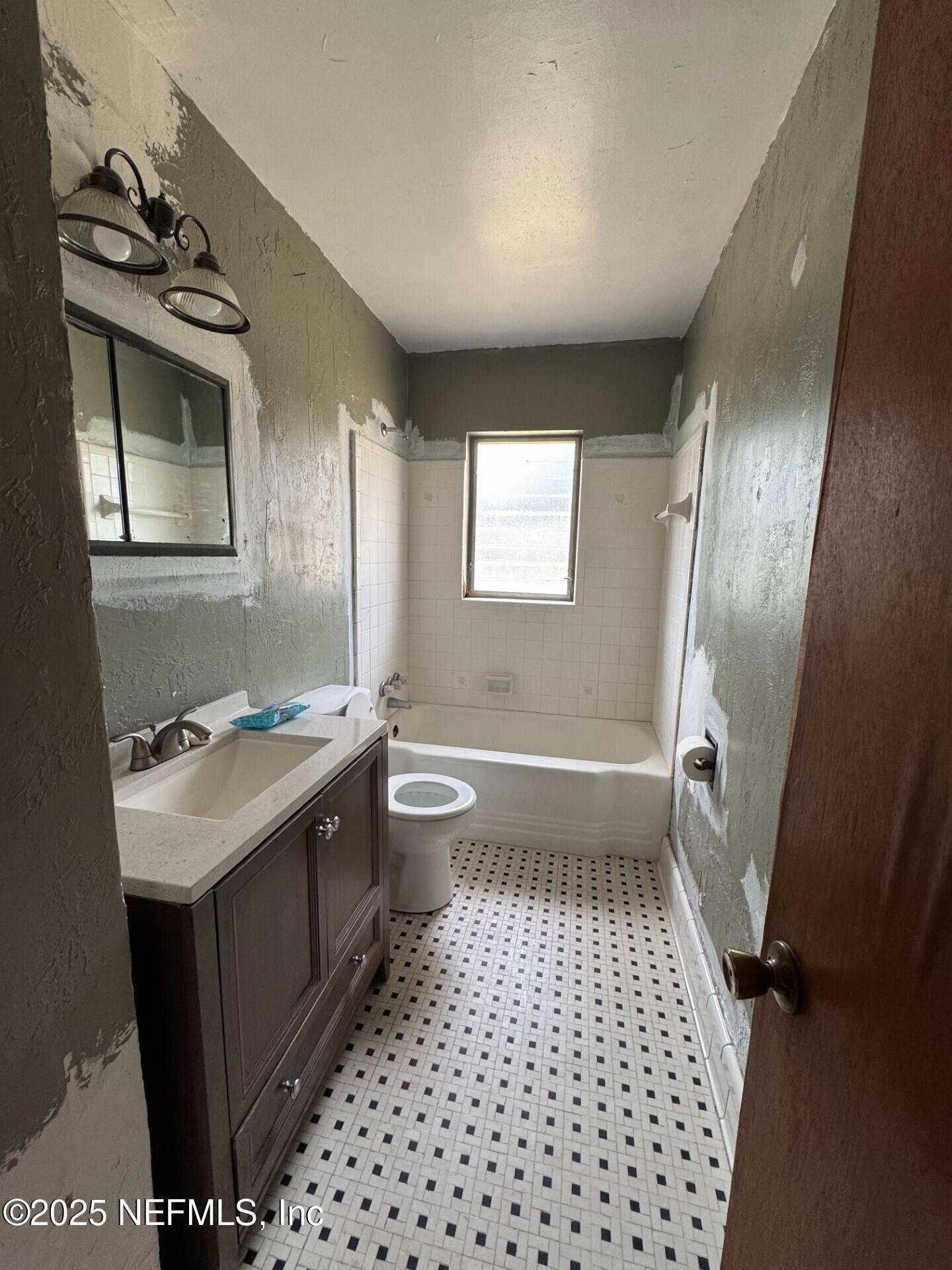 Palatka, FL 32177,111 ASHLEY DR