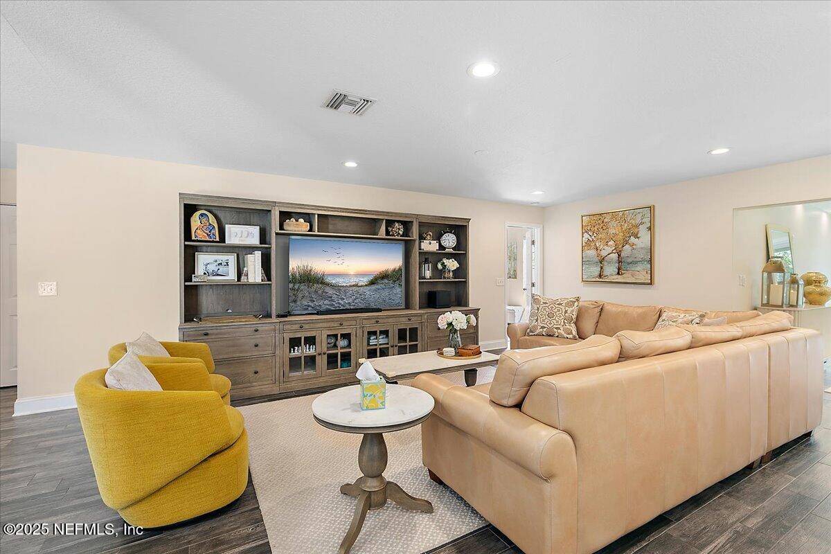 Ponte Vedra Beach, FL 32082,180 BERMUDA CT