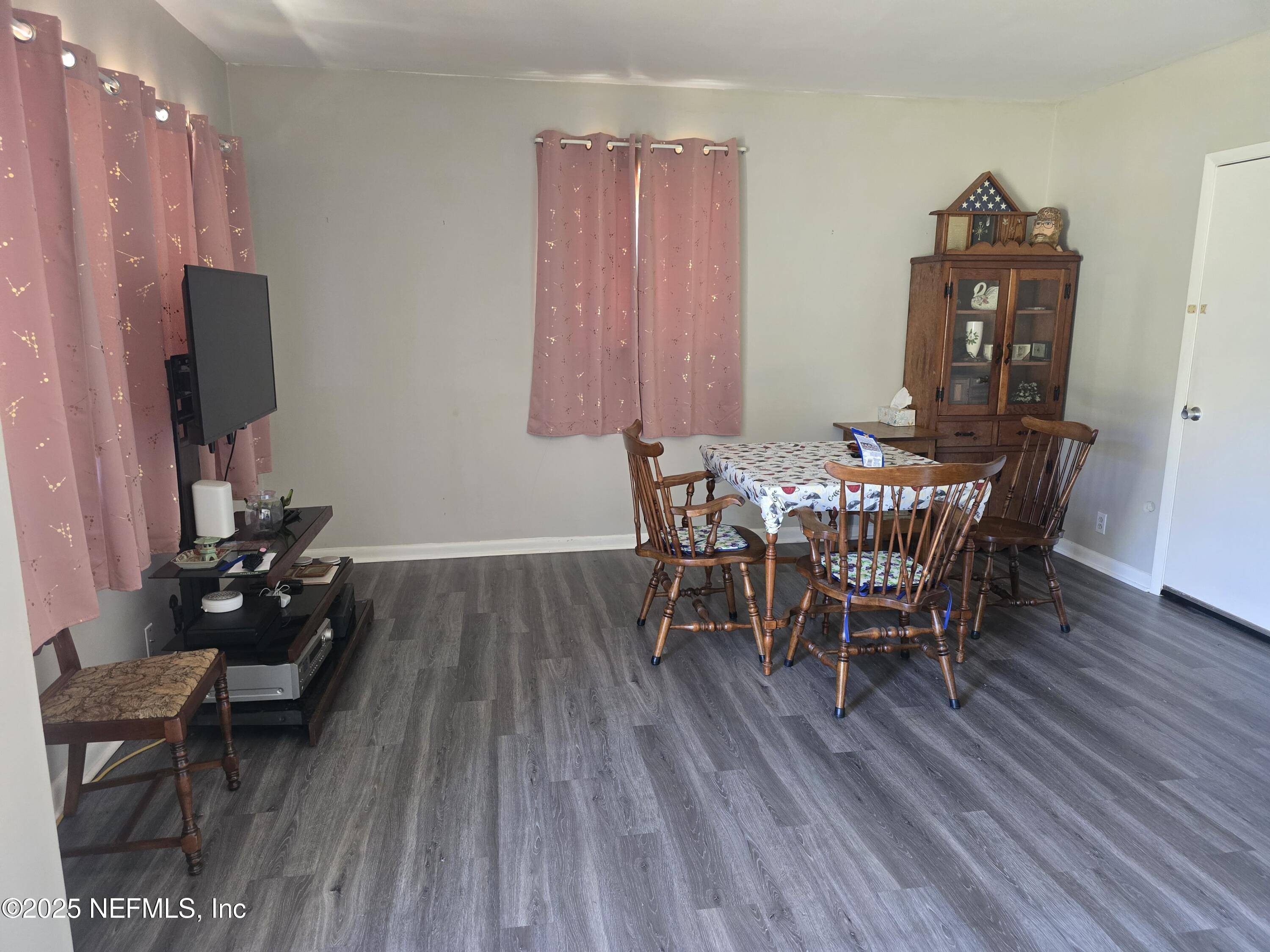 Jacksonville, FL 32216,442 TABOR DR W