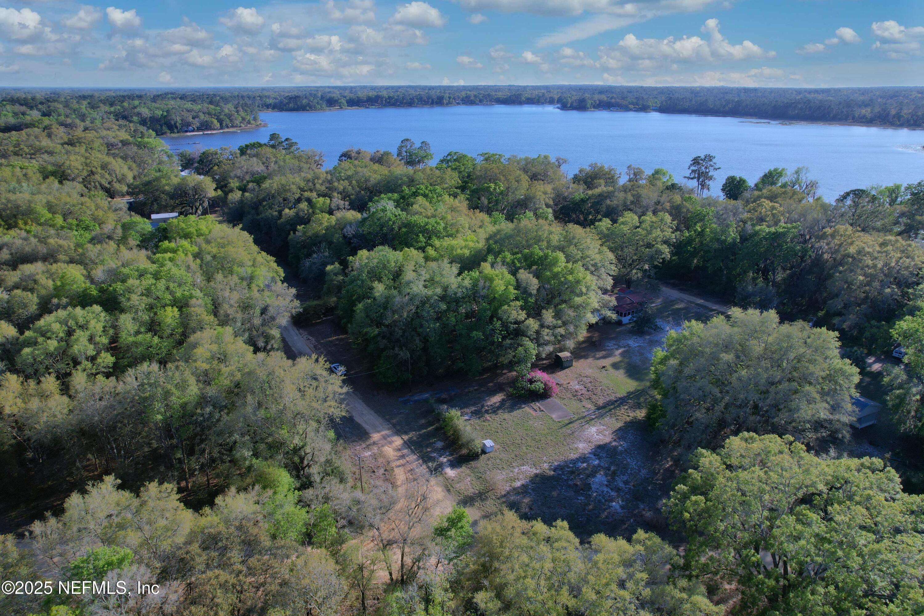 Interlachen, FL 32148,119 ROBERT AVE