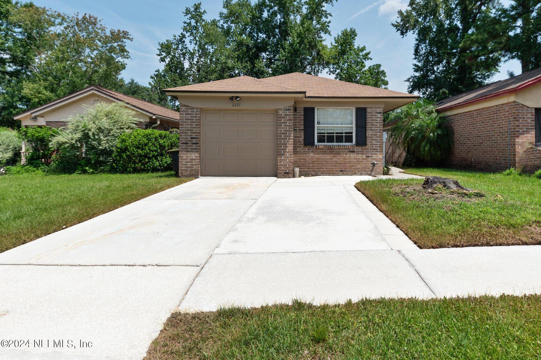 Jacksonville, FL 32205,6121 KEY HOLLOW CT