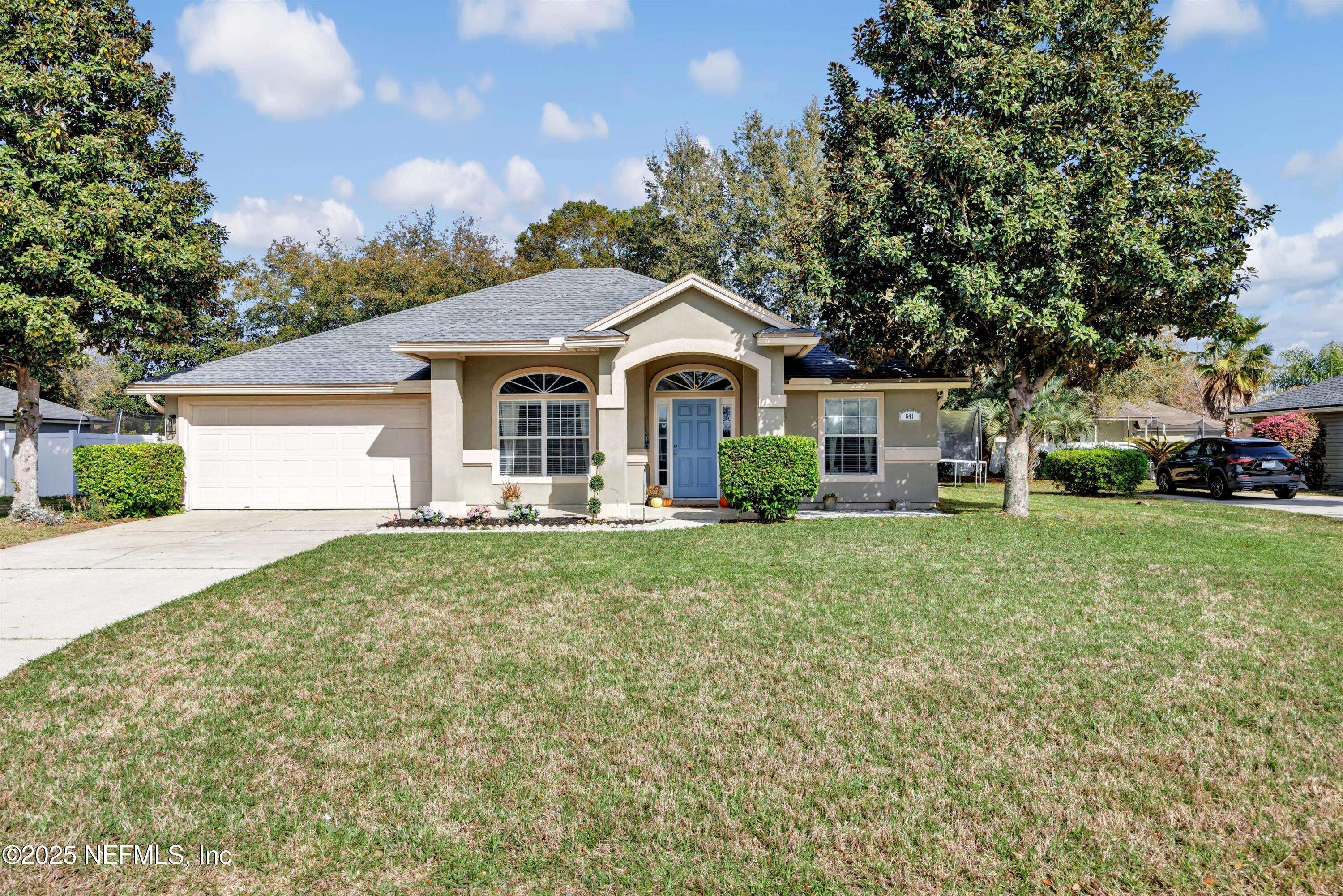 Jacksonville, FL 32220,641 LOOKOUT LAKES DR