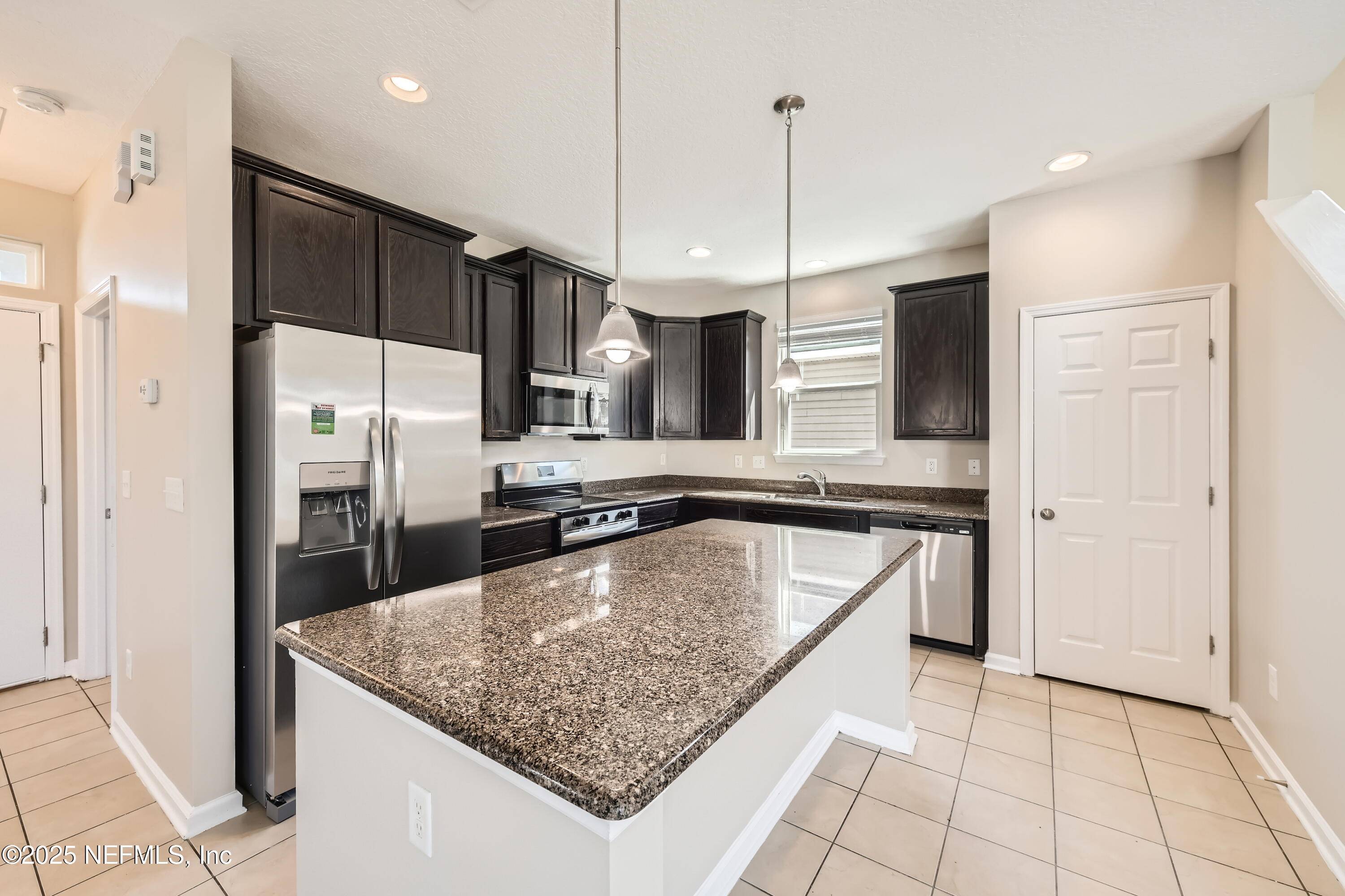 Orange Park, FL 32073,440 VINEYARD LN