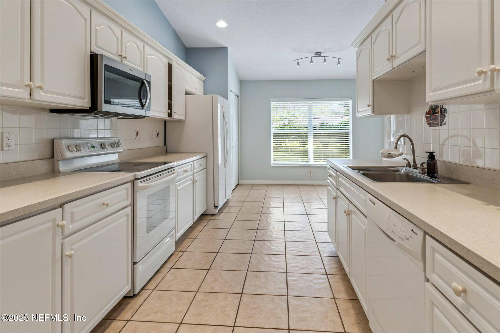 Palm Coast, FL 32137,41 FELWOOD LN
