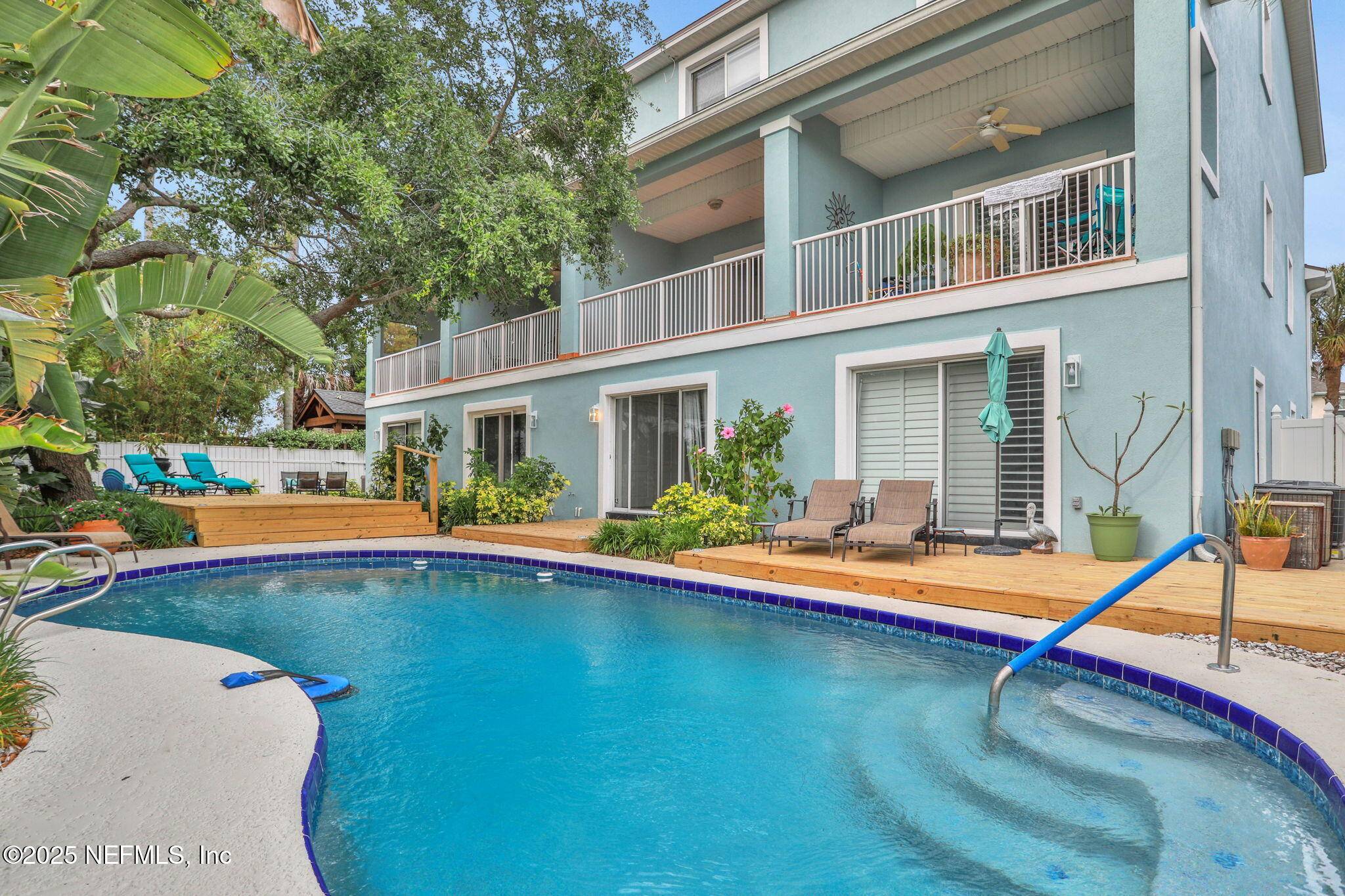 Jacksonville Beach, FL 32250,2114 GAIL AVE #A