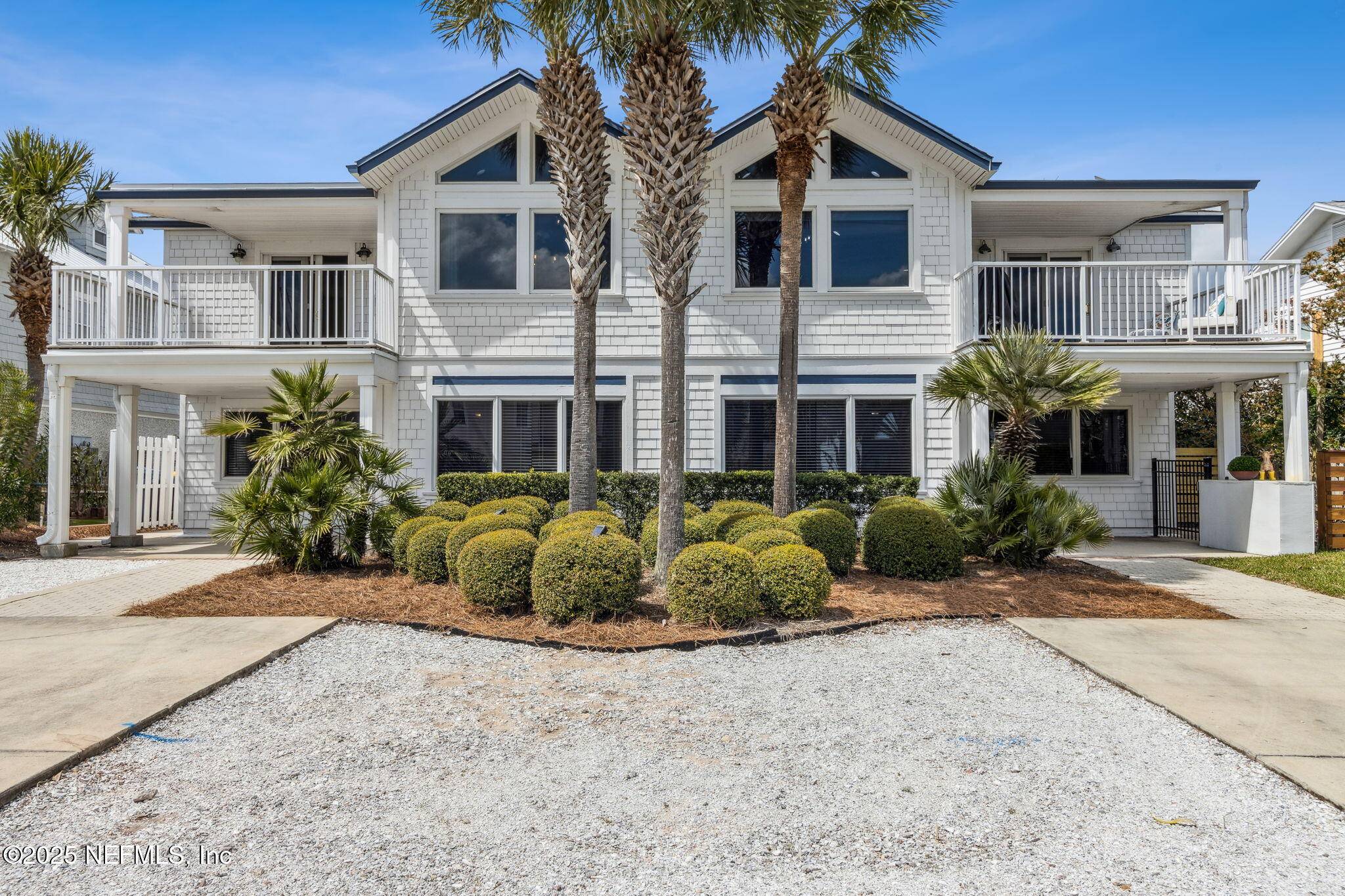 Fernandina Beach, FL 32034,733 TARPON AVE #A&B