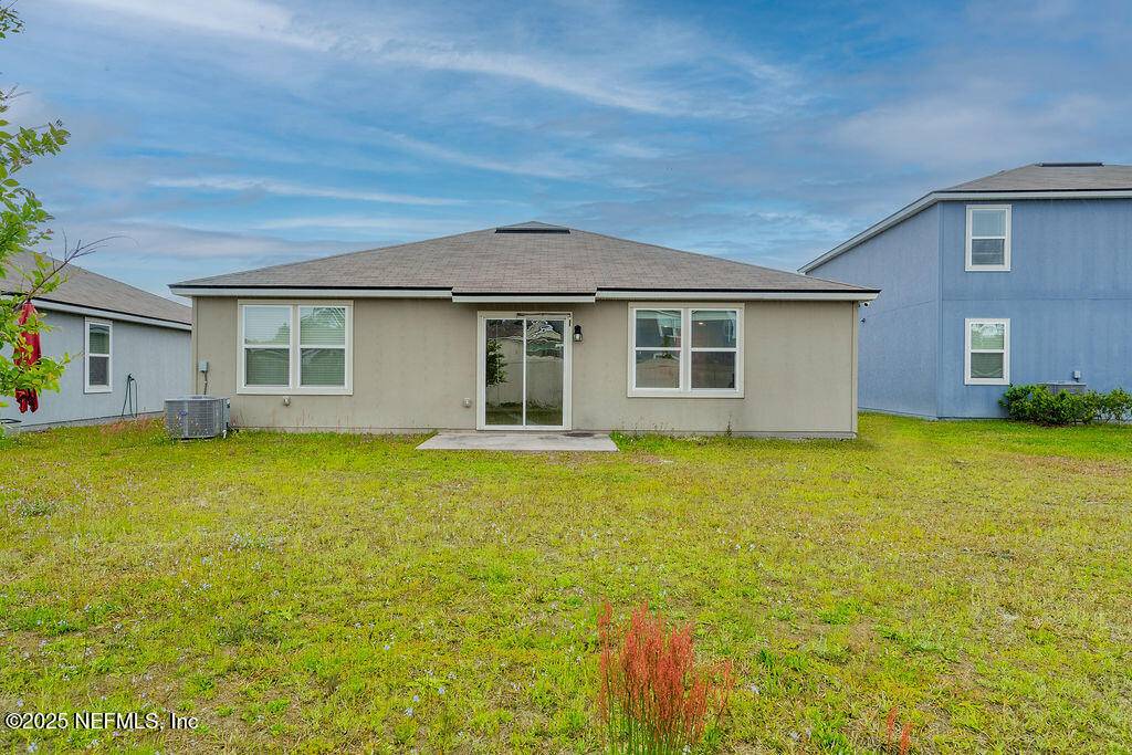 Yulee, FL 32097,65453 CRESTED HERON CT