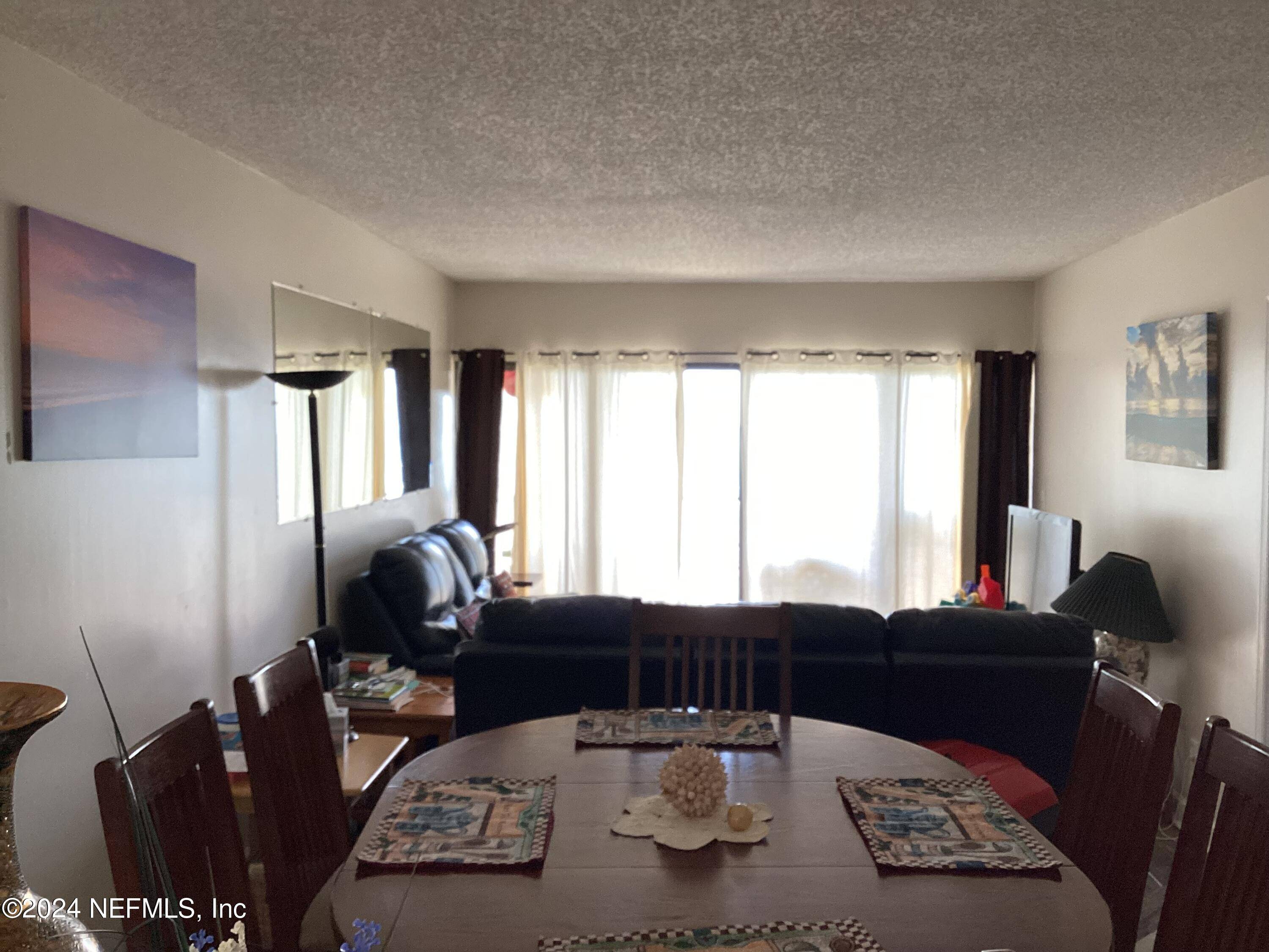 Jacksonville Beach, FL 32250,1901 1ST ST N #303