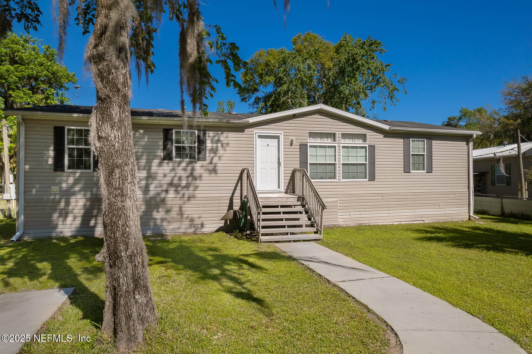 San Mateo, FL 32187,155 RIVERSHORE DR