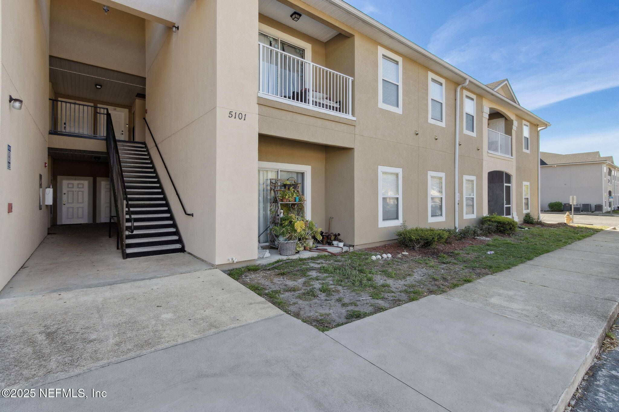 Jacksonville, FL 32210,5101 PLAYPEN DR #14
