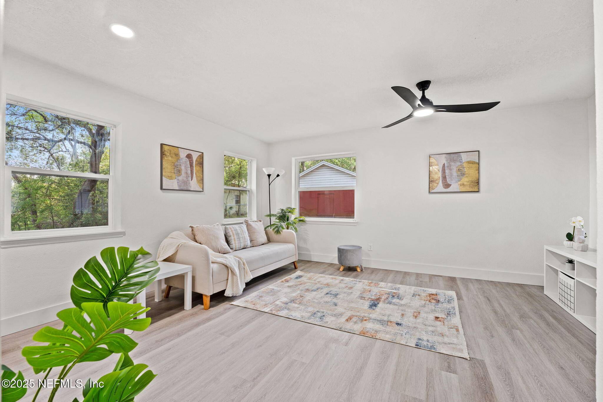 Jacksonville, FL 32208,647 STANWICK RD