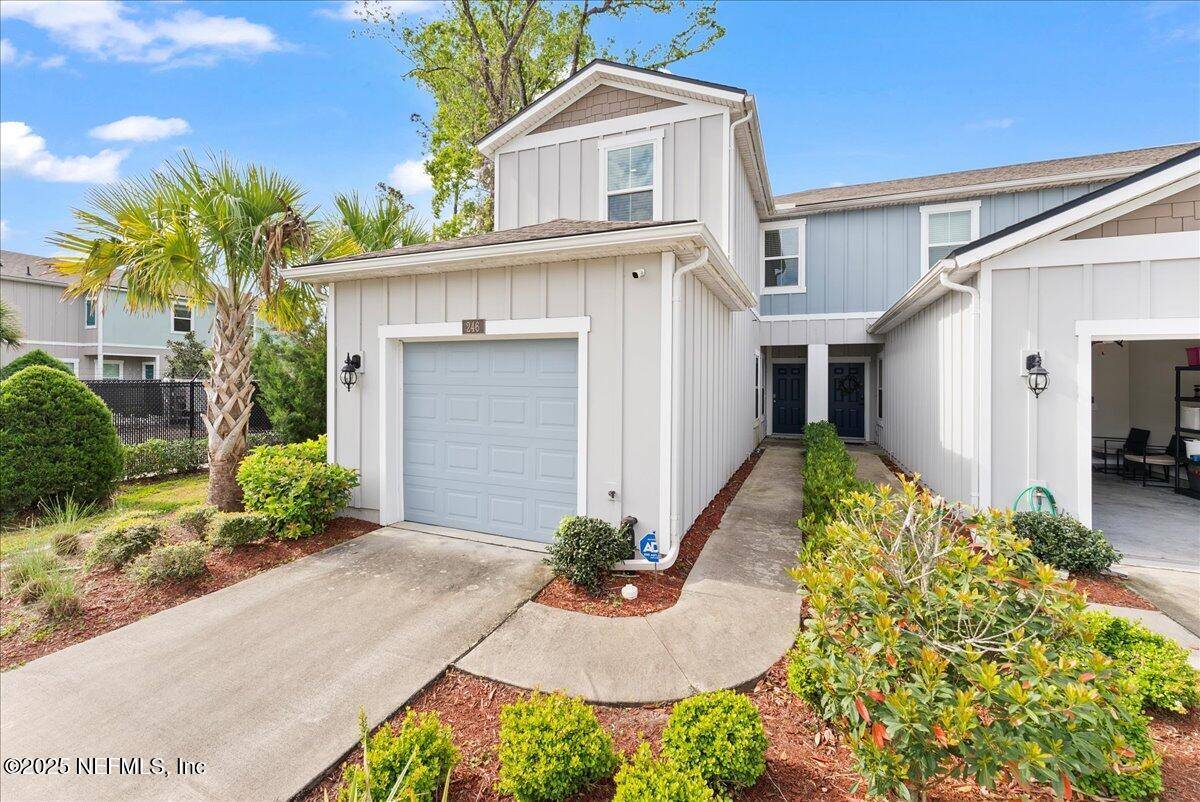 Jacksonville, FL 32216,246 ARALIA LN