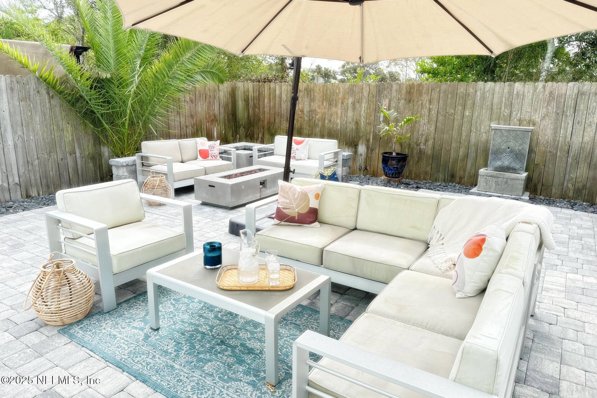 Jacksonville Beach, FL 32250,494 11TH AVE S