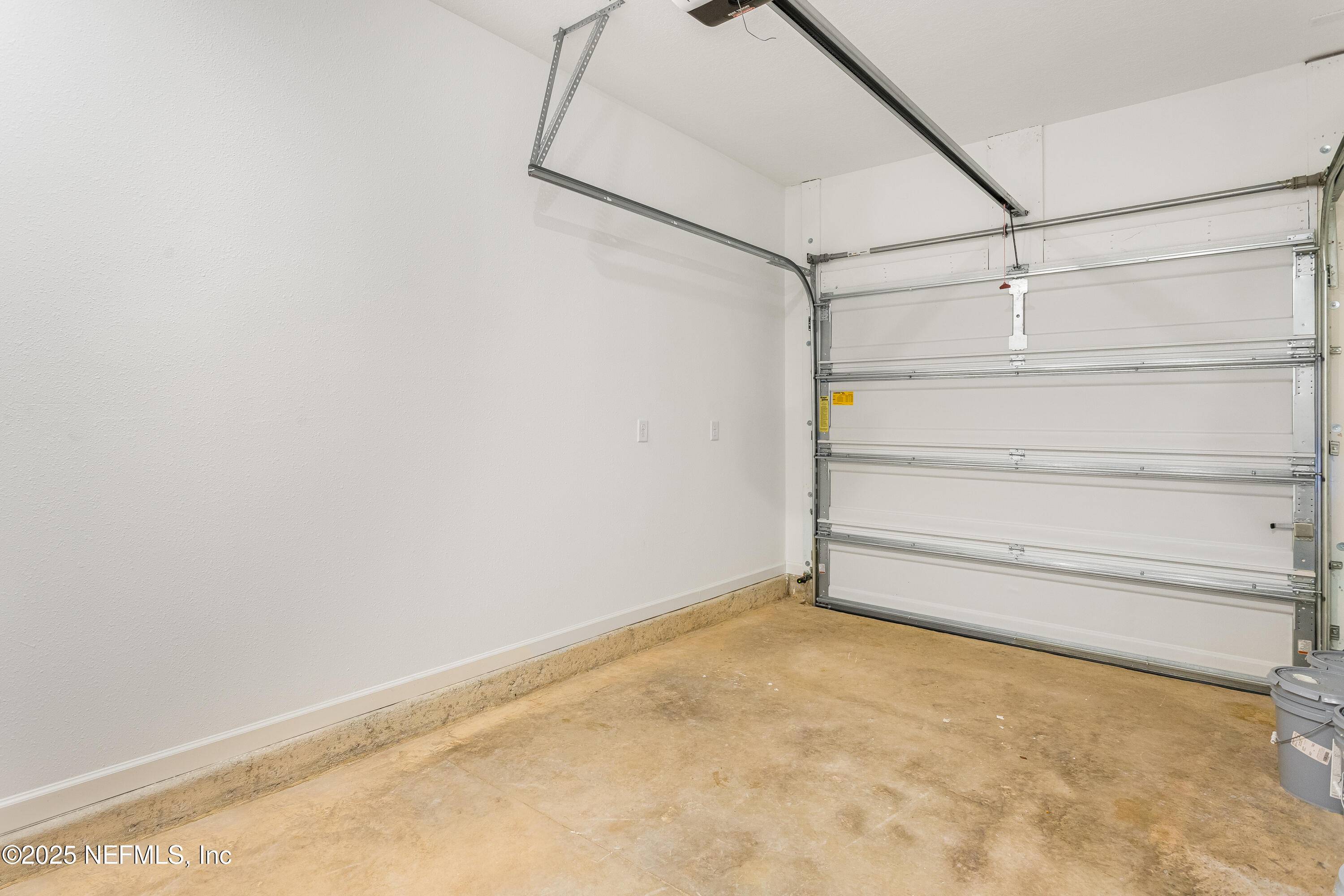 Orange Park, FL 32073,650 HOLLY LAKES DR