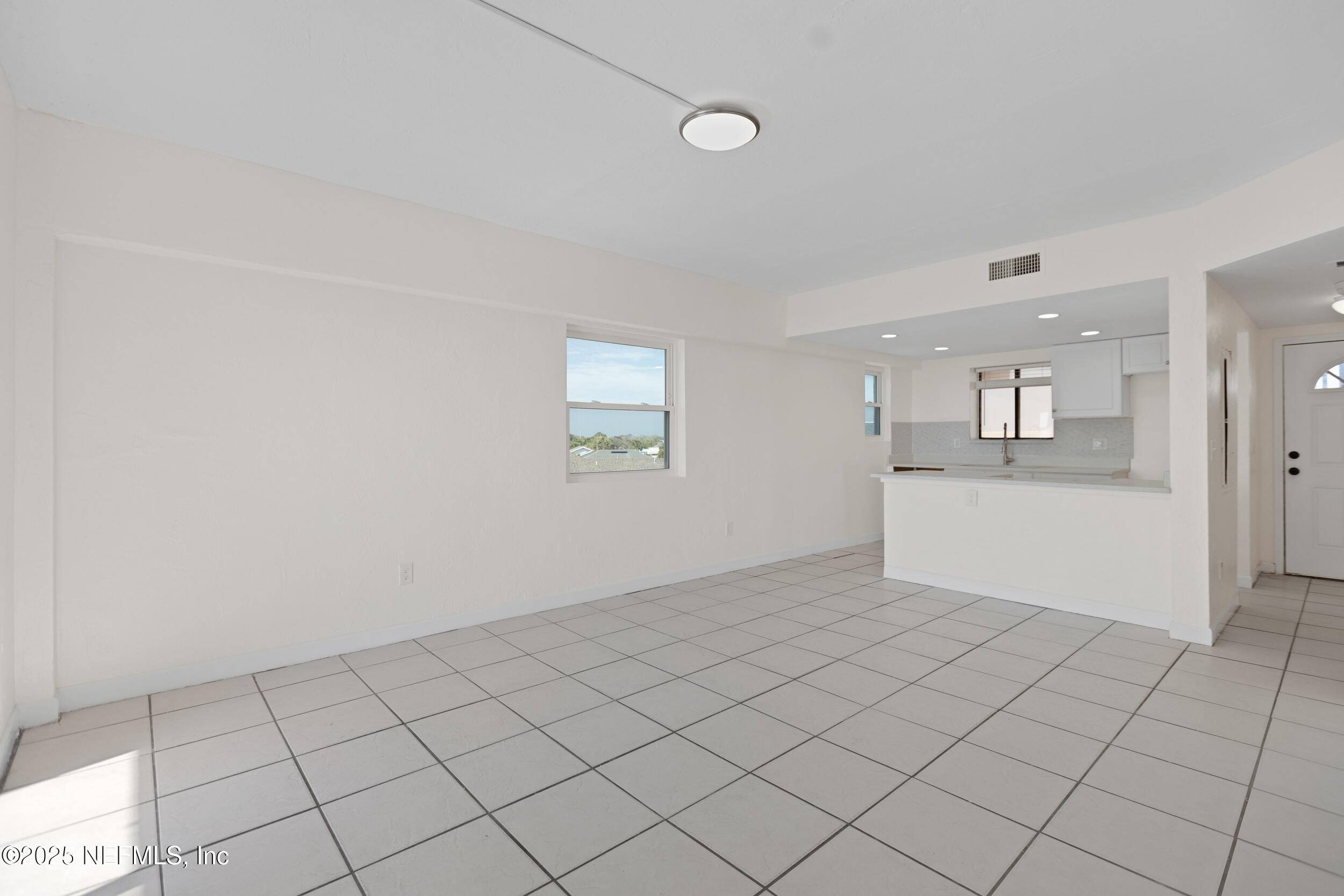 Jacksonville Beach, FL 32250,731 1ST ST S #418