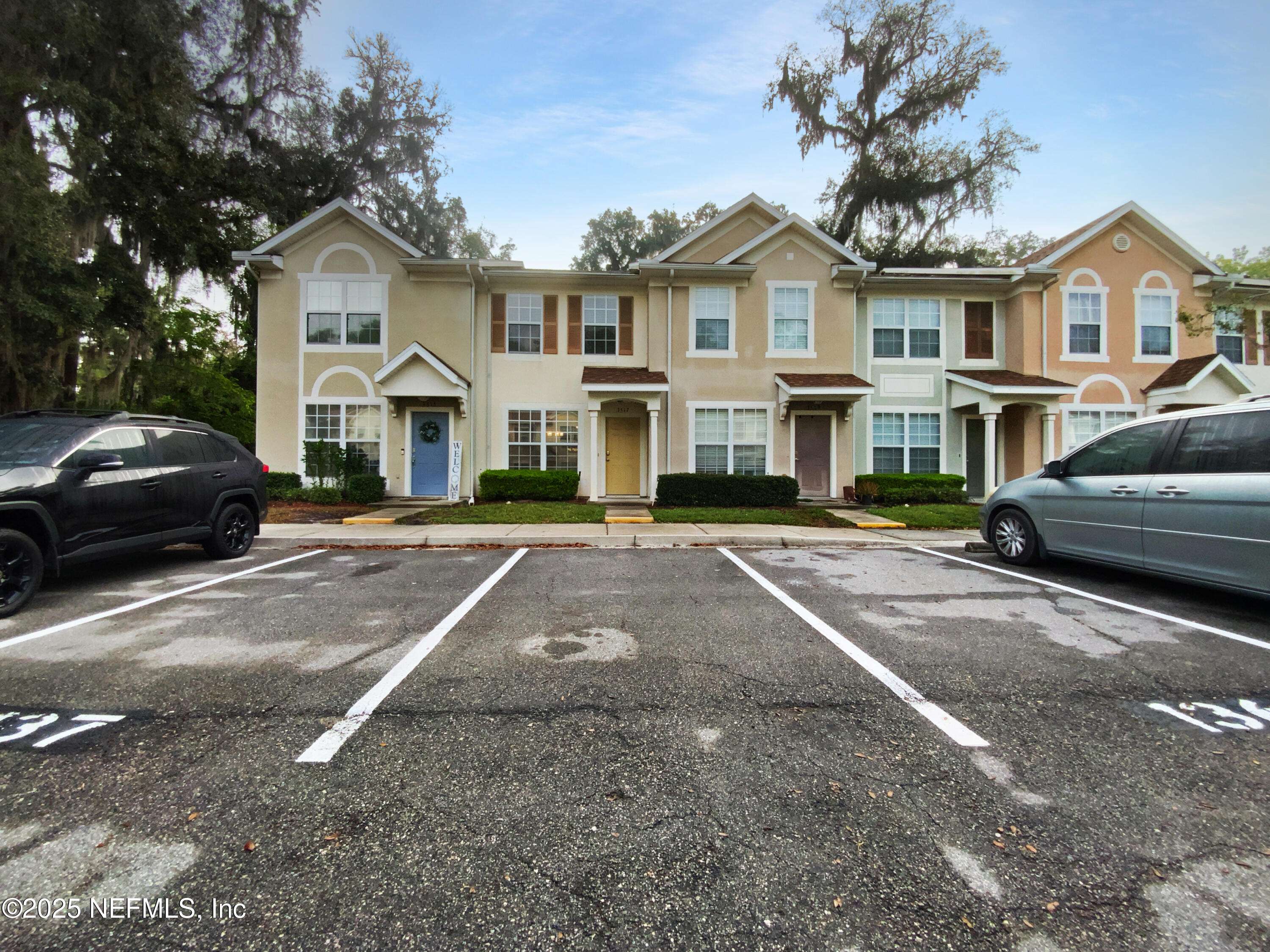 Jacksonville, FL 32216,3517 TWISTED TREE LN