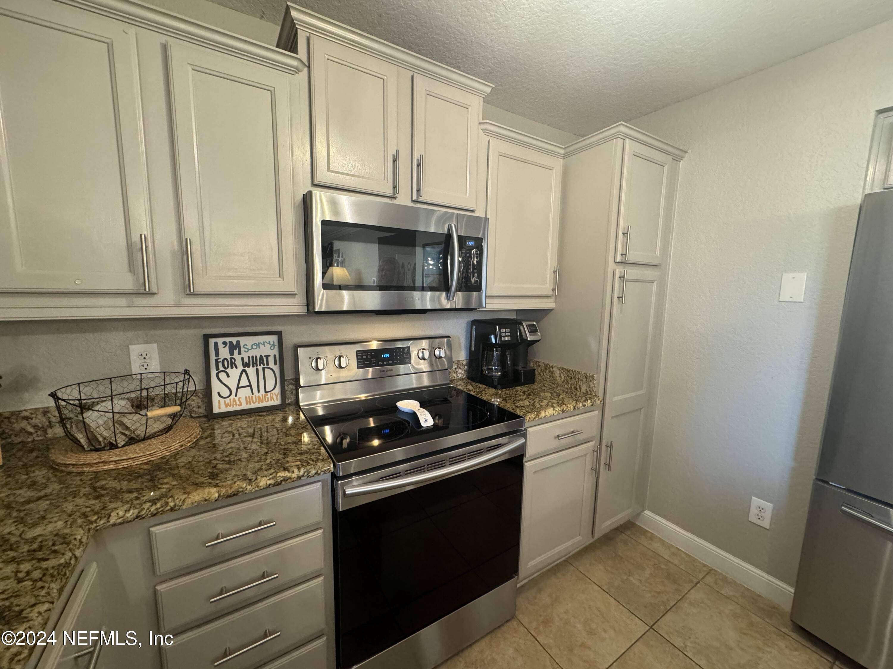 Jacksonville Beach, FL 32250,108 LAGUNA VILLA BLVD #D21